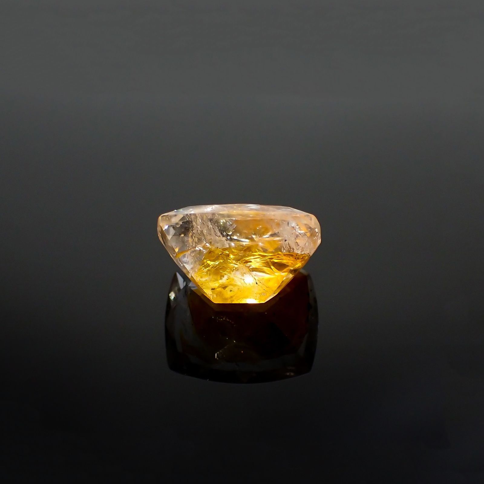 オーロラクォーツ ブラジル・ミナスジェライス産 13.95ct / 17x13.8mm前後 [220114357]