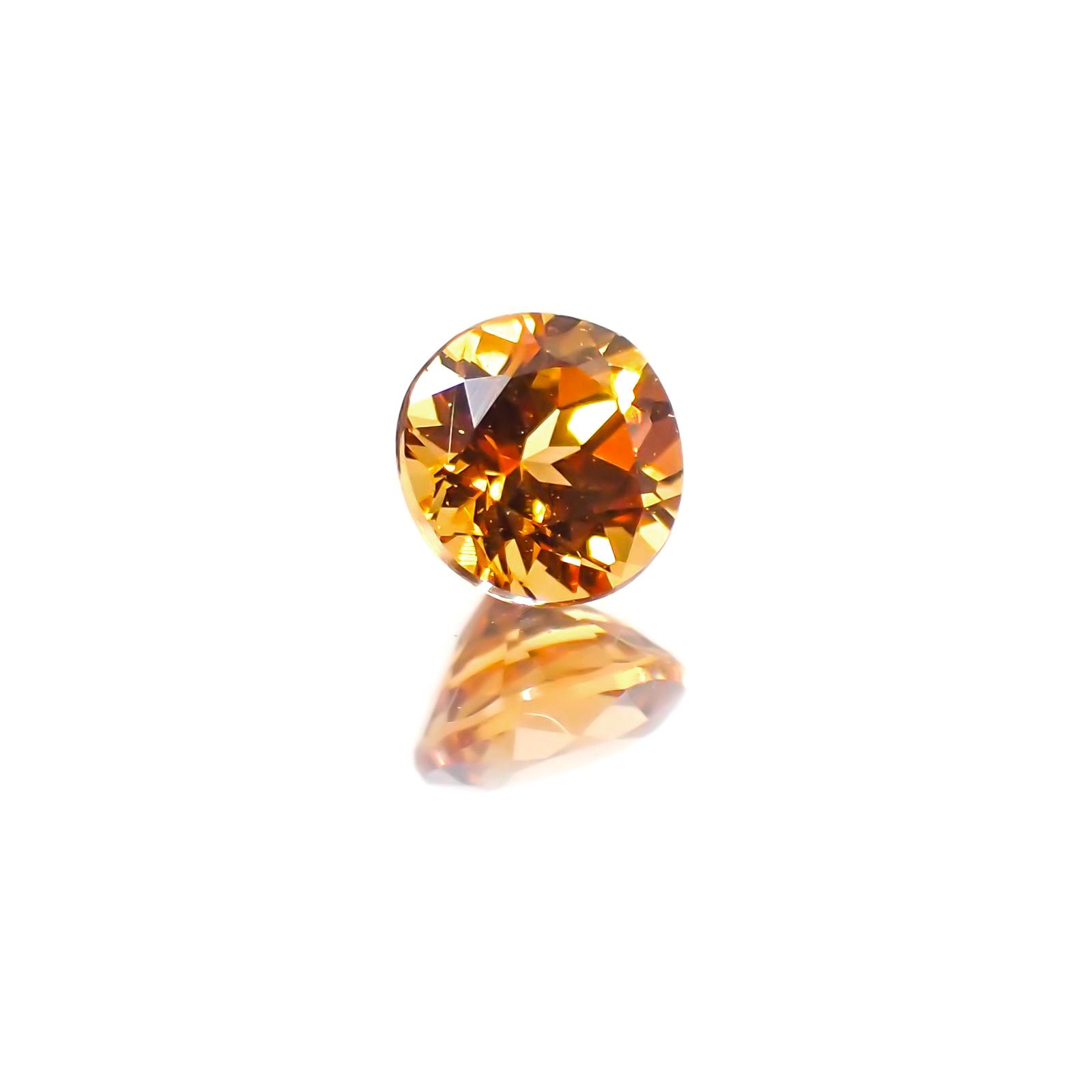 スペサルティンガーネット マンダリンオレンジカラー(宝石名スペサルティン・ガーネット)ケニア産 0.19ct 識別済[231023808]3.3x3.3mm前後