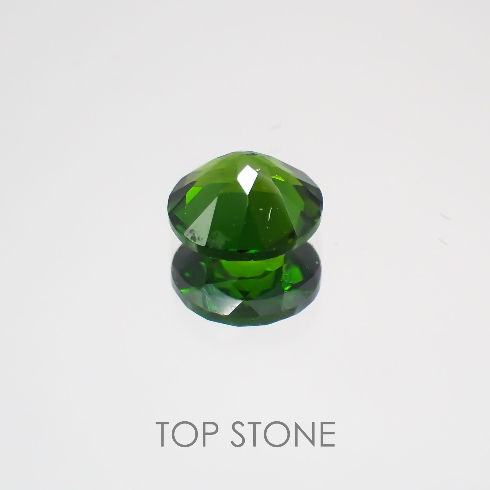 クロムダイオプサイド(宝石名クロム・ダイオプサイド) ロシア産 0.48ct 識別済[21079934]5.1×5.1mm前後