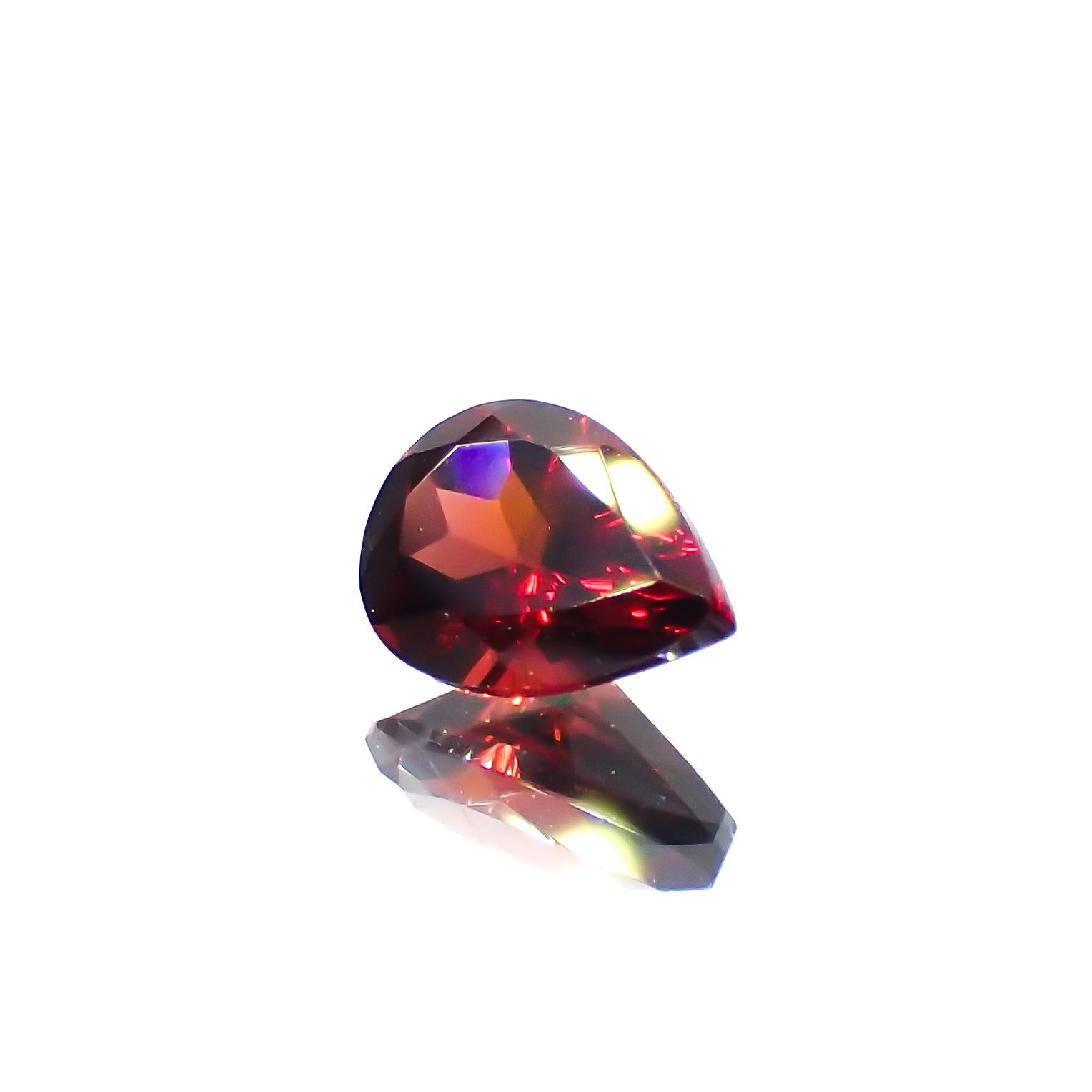 パイラルスパイトガーネット モザンビーク産 0.84ct[230421778]7x5mm前後
