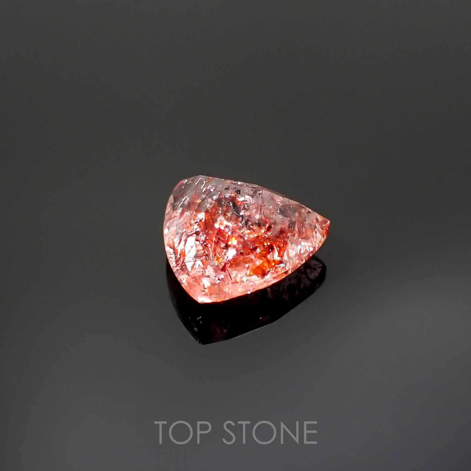 ファイヤークォーツ ナイジェリア産 2.48ct[220114748]9.6x9.8mm前後