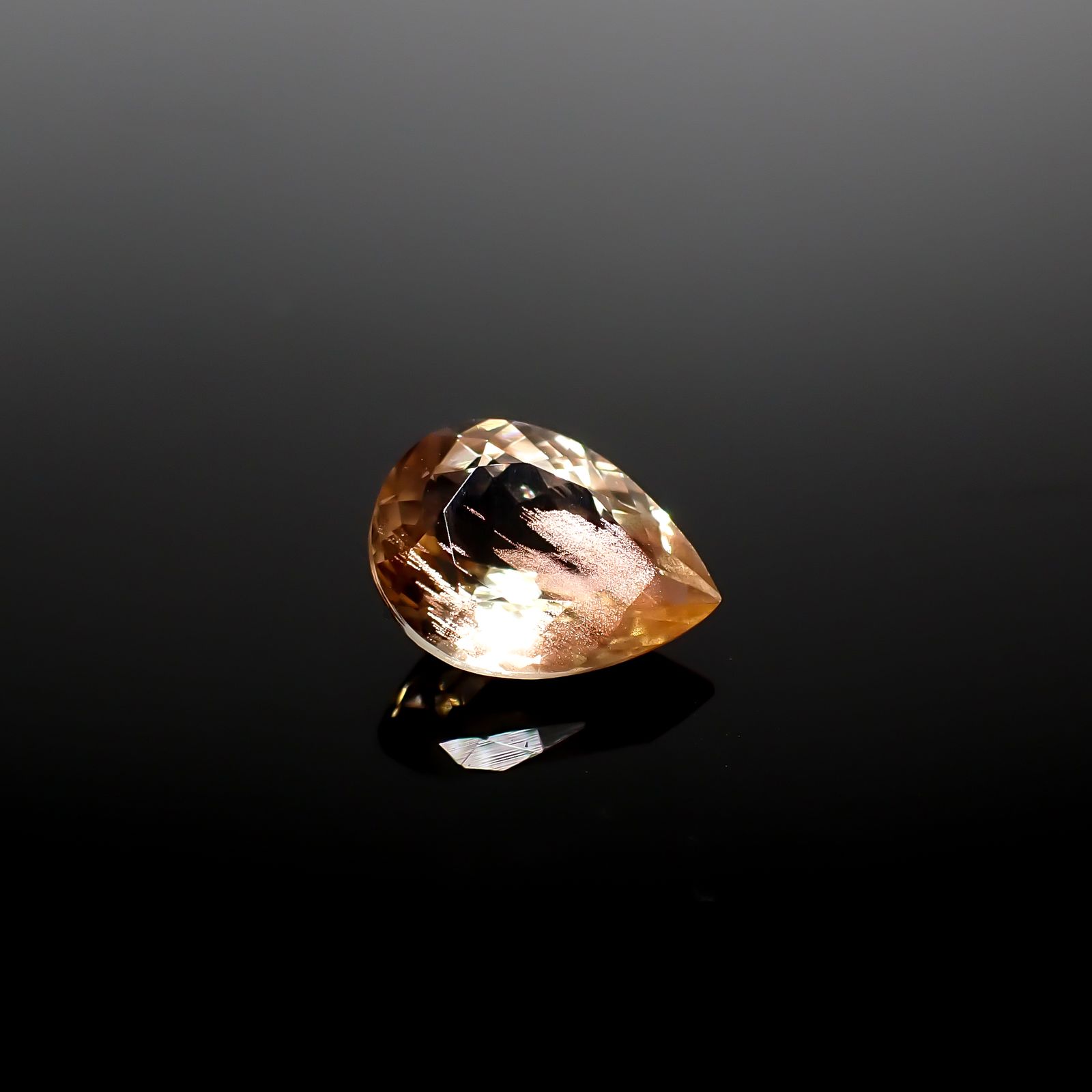 オレゴンサンストーン アメリカ・オレゴン州産 1.50ct[240627880]9x6.7mm前後