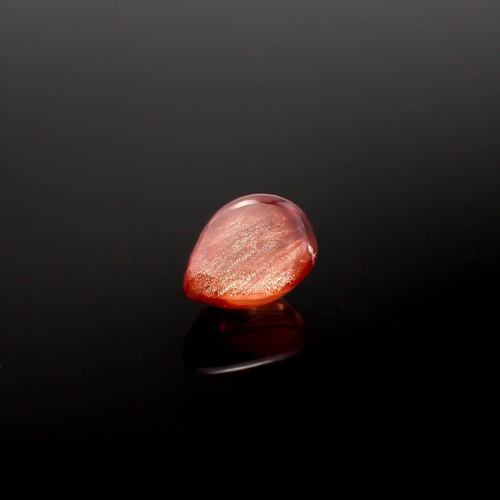 オレゴンサンストーン アメリカ・オレゴン州産 2.28ct[230722688]9.2x6.6mm前後