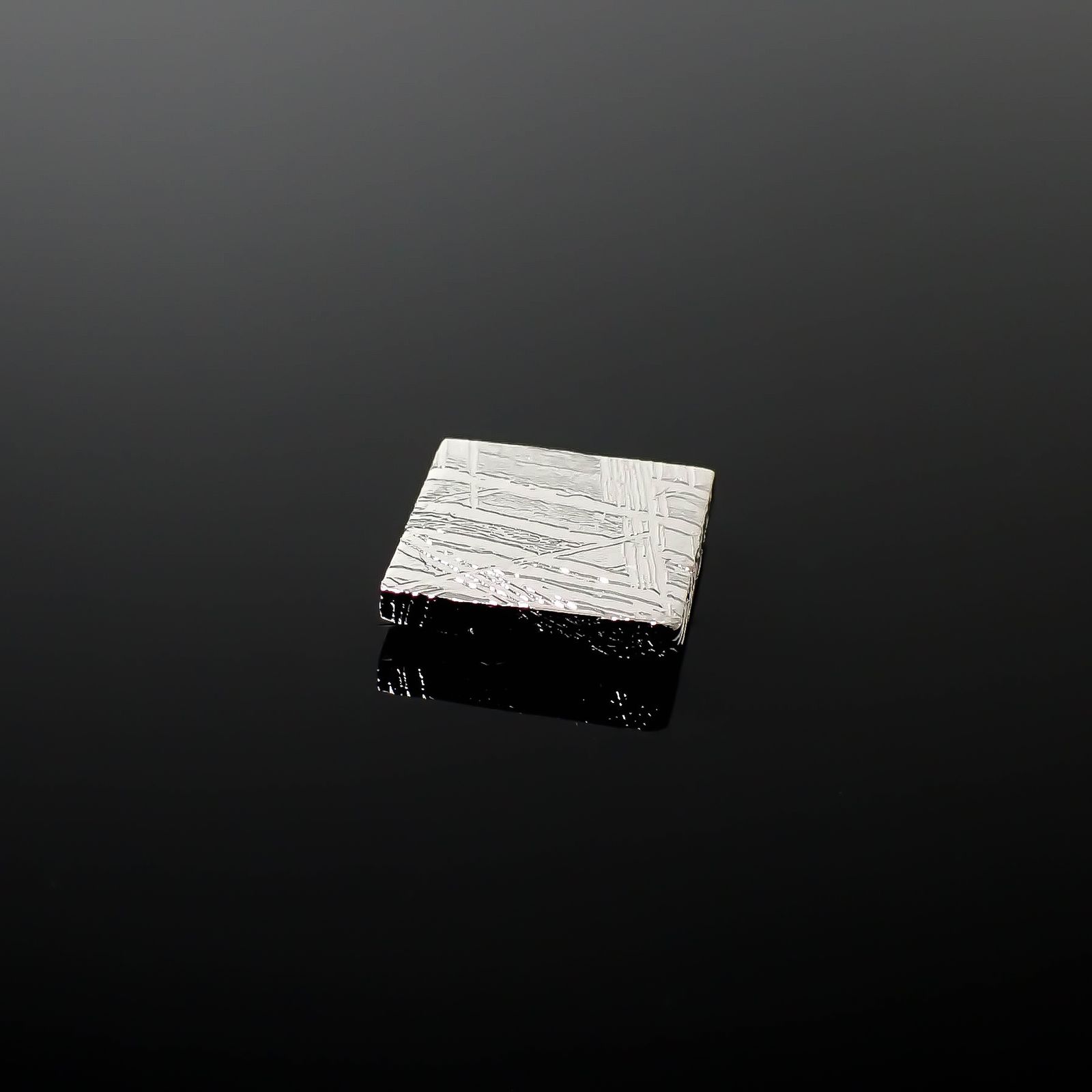 ムオニナルスタ隕石 発見地:スウェーデン 7.78ct[240125774]10.1x10mm前後
