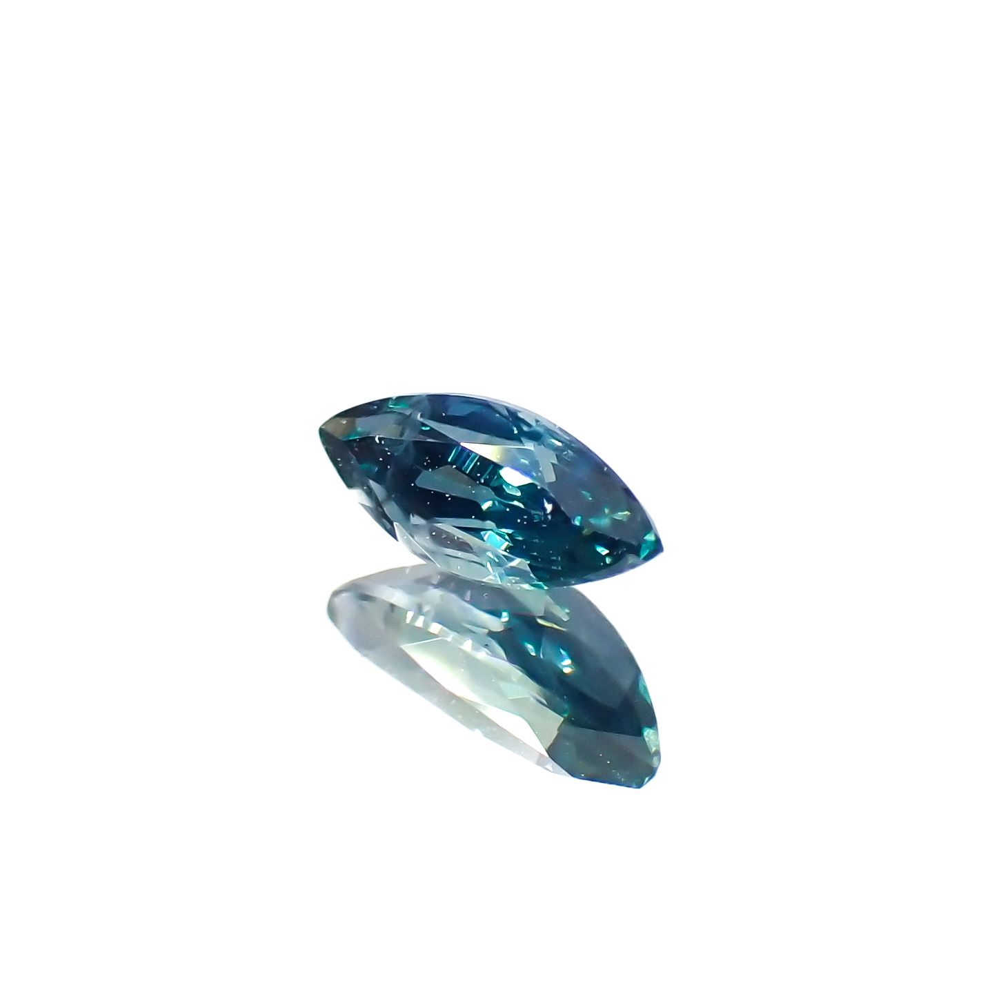 サファイア(宝石名サファイア)ケニア産 0.41ct 識別済[231225184]7x2.8mm前後