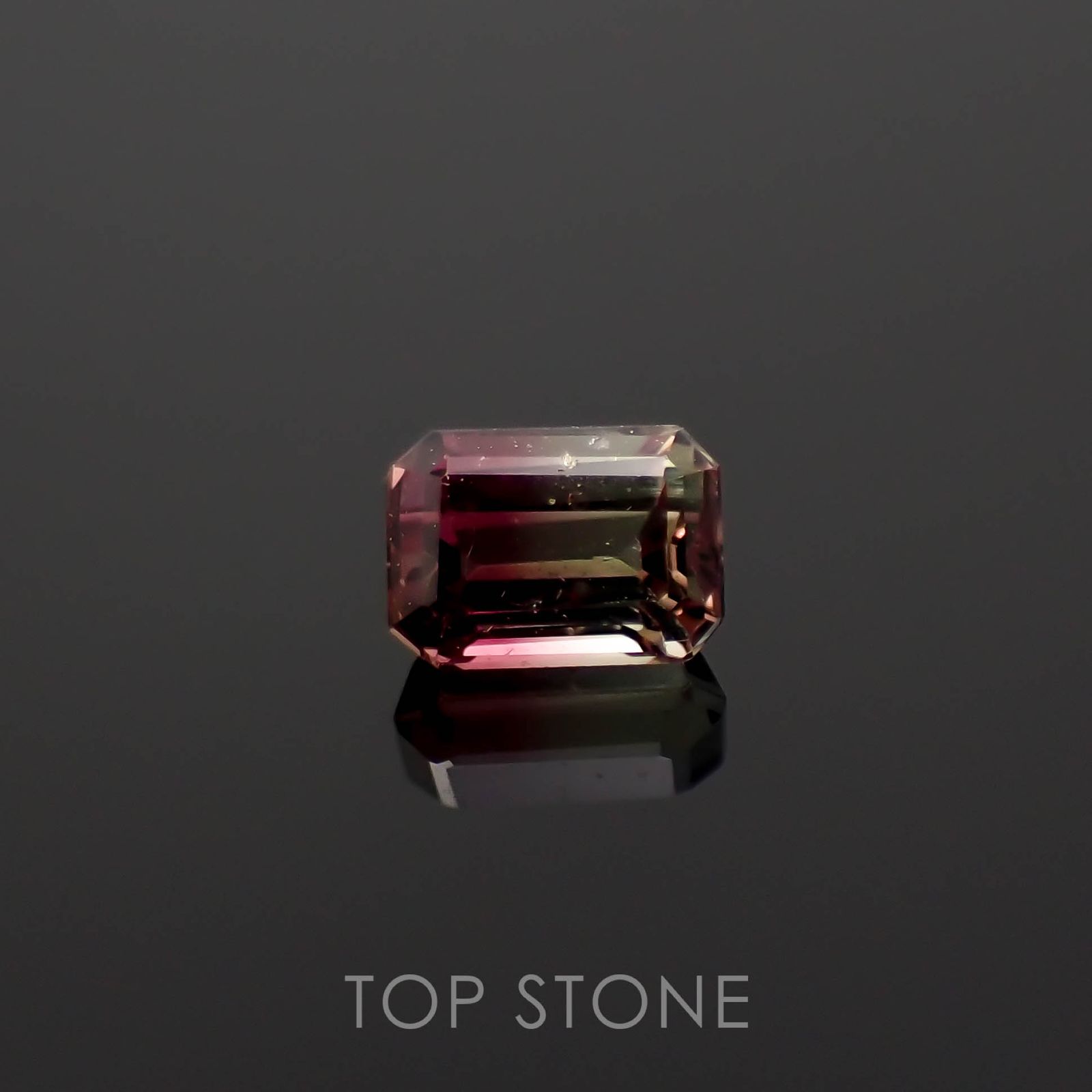 バイカラーサファイア マダガスカル/タンザニア産 0.23ct[230321021]3.5x2.5mm前後