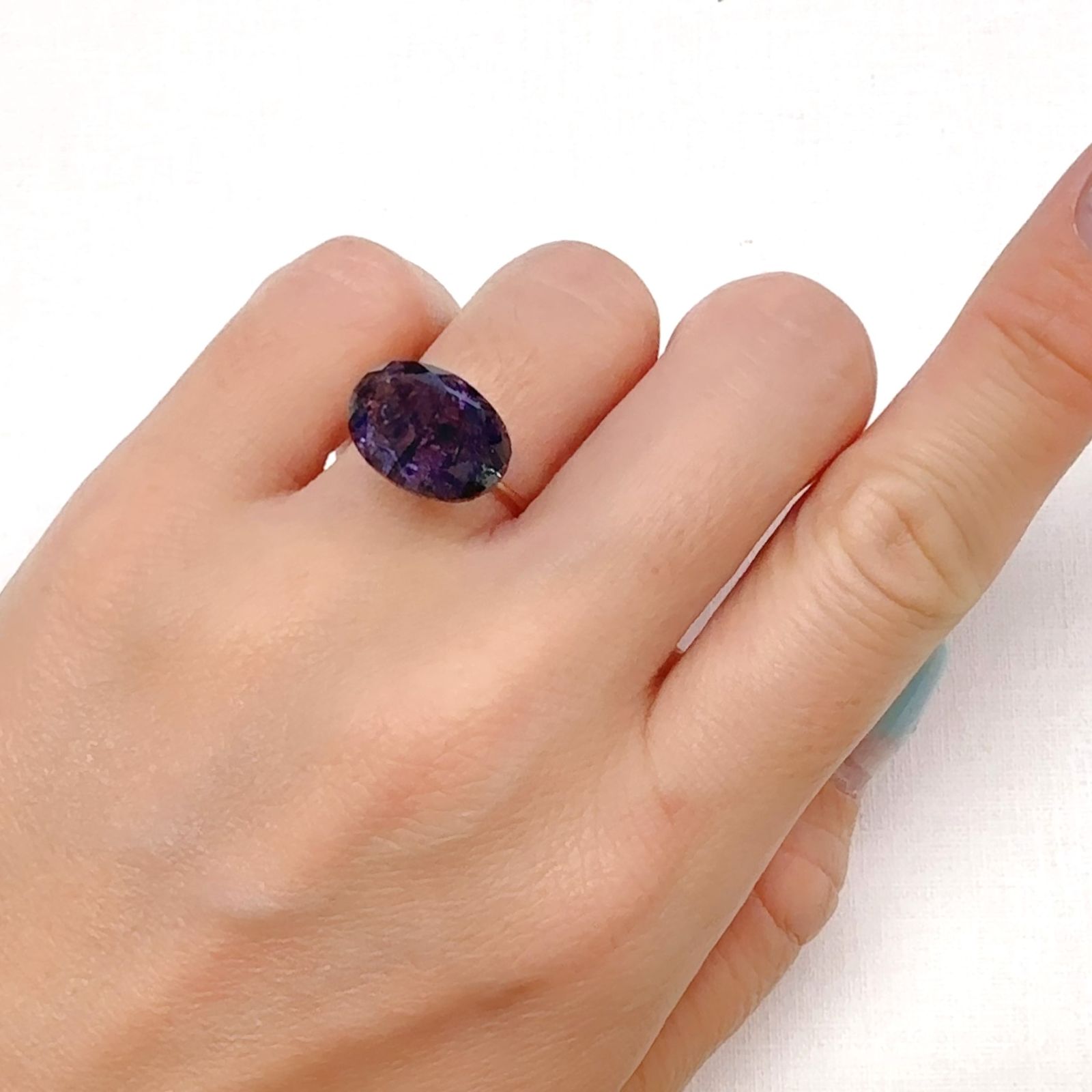 アメジストエレスチャル ナイジェリア産 6.63ct[240928869]15.5x10.5mm前後