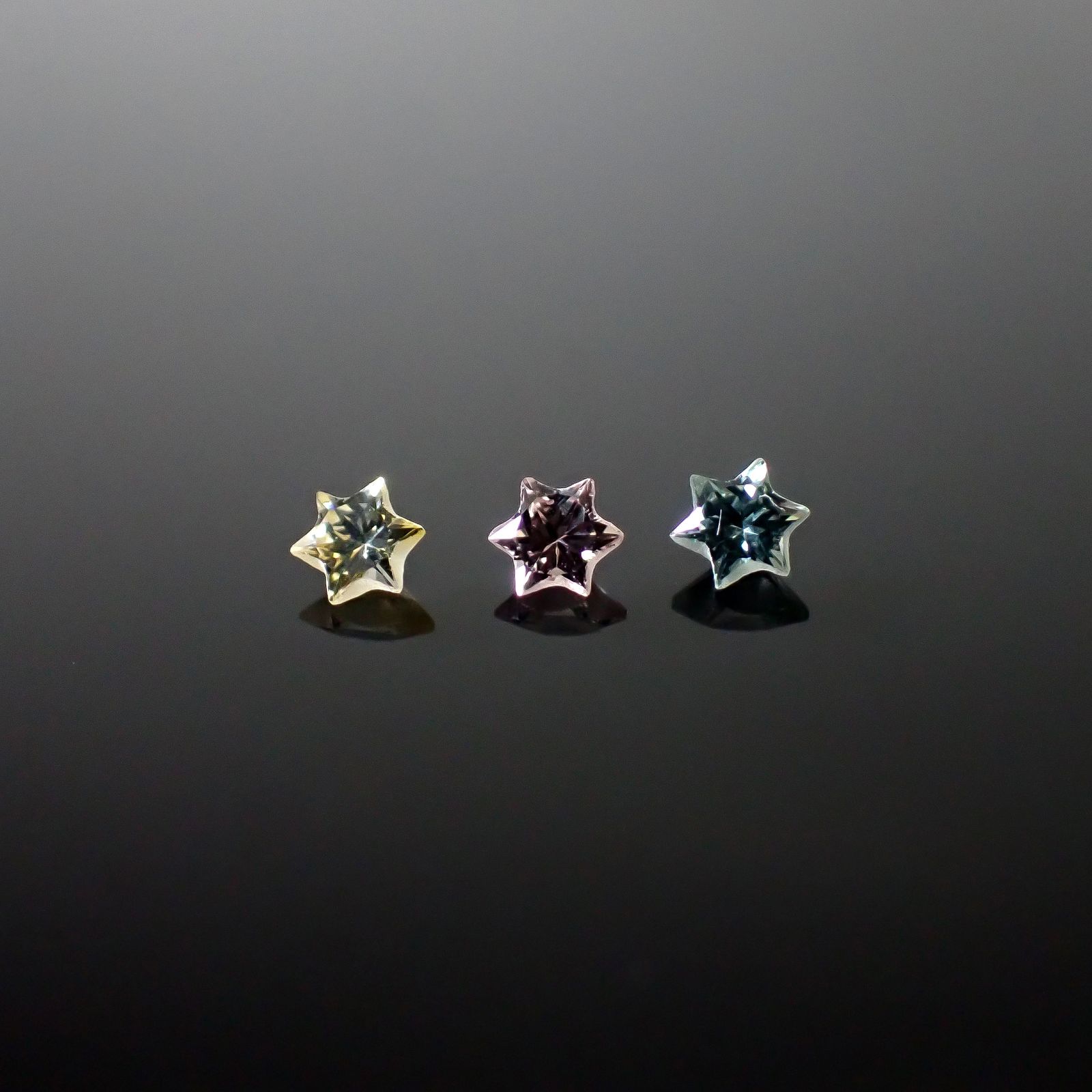 ◇カスタムカット◇サファイア カラーグラデーション3個セット スリランカ/マダガスカル産 0.32ct(3pcs合計) / 3.1-3.2x3.1-3.2mm前後 [260632325]