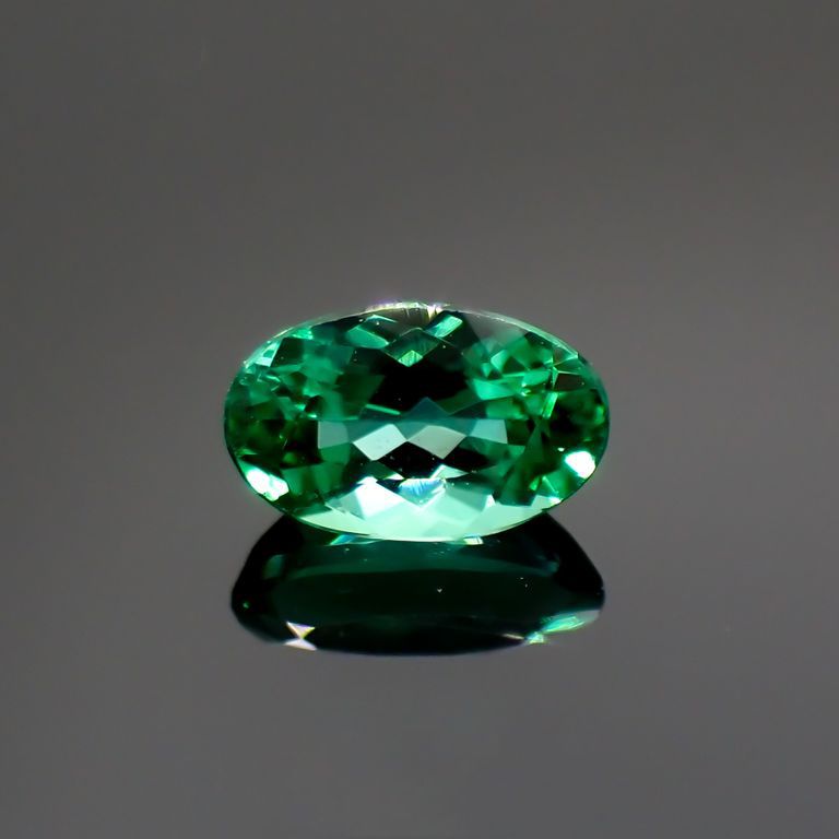 パライバトルマリン(宝石名トルマリン/別名パライバ・トルマリン)ブラジル・バターリャ鉱山産 0.39ct GIA鑑付[211113717]5.62x3.5mm前後