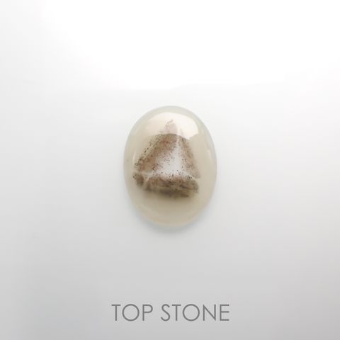 トラピッチェクォーツ 中国産 8.08ct[210812927]20.1×15.7mm前後