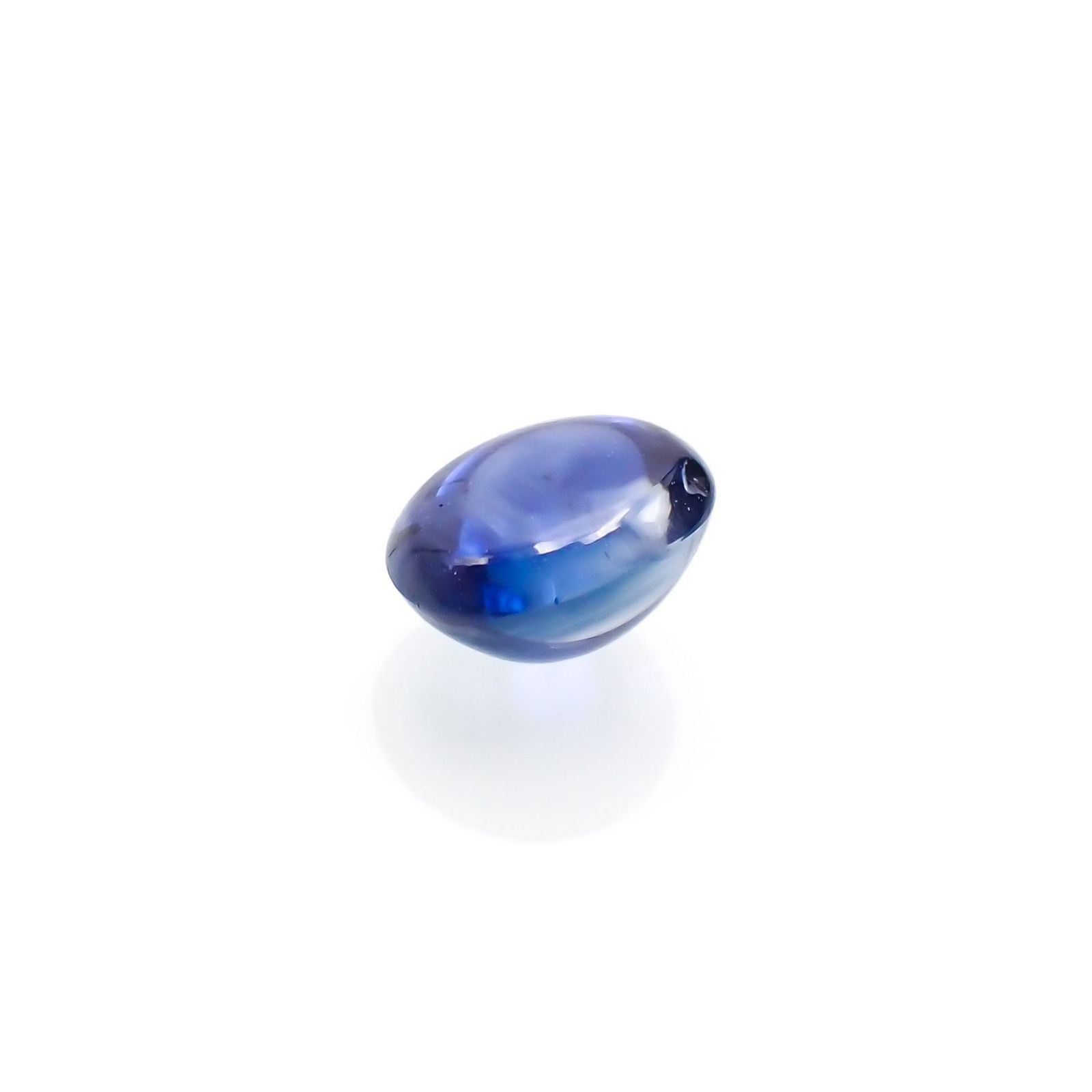 サファイア(宝石名ブルー・サファイア)スリランカ/マダガスカル産 0.94ct 識別済[220918150]5.6x4.7mm前後