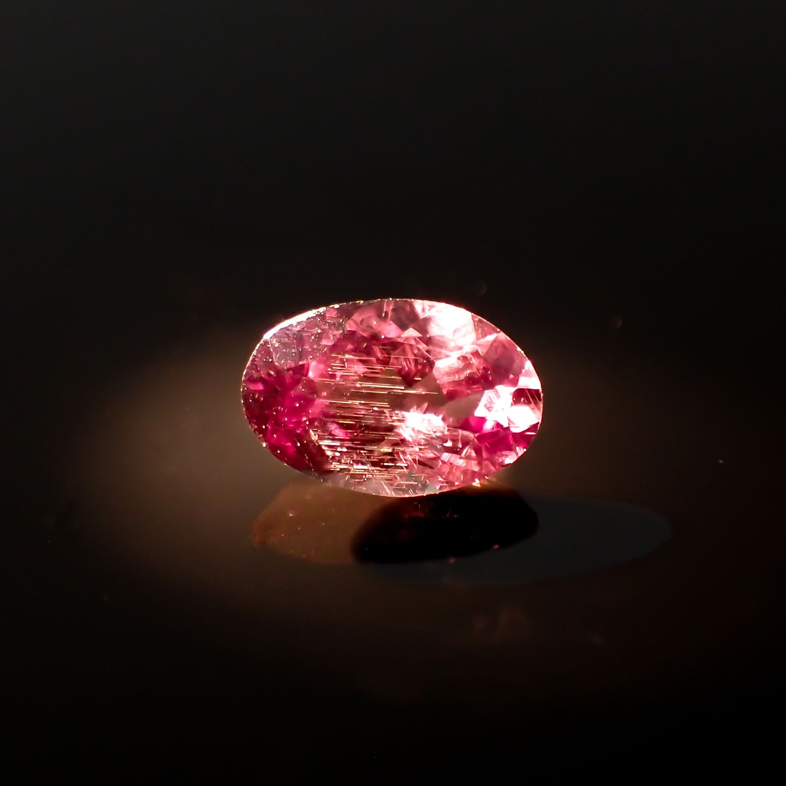カラーチェンジガーネット アレキタイプ マダガスカル・ベキリー産 0.50ct[230723000]6x3.9mm前後