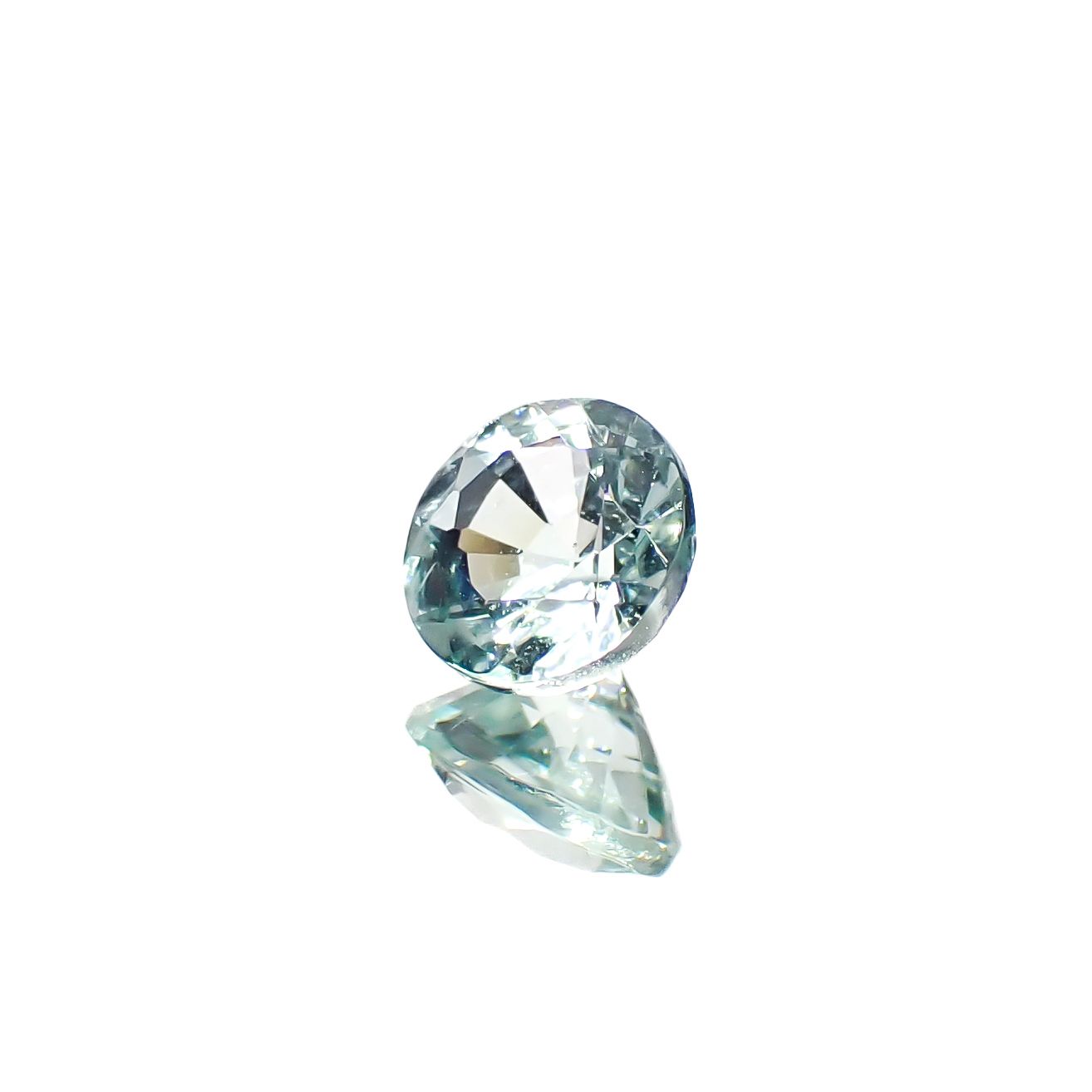 ミントベリル(宝石名グリーン・ベリル)ブラジル産 0.42ct 識別済[240728591]4.9x4.9mm前後