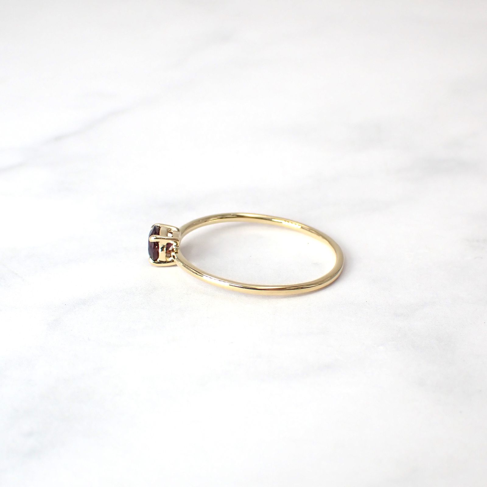 リング空枠：石留め▶アントヒルガーネット（お客様製作例）