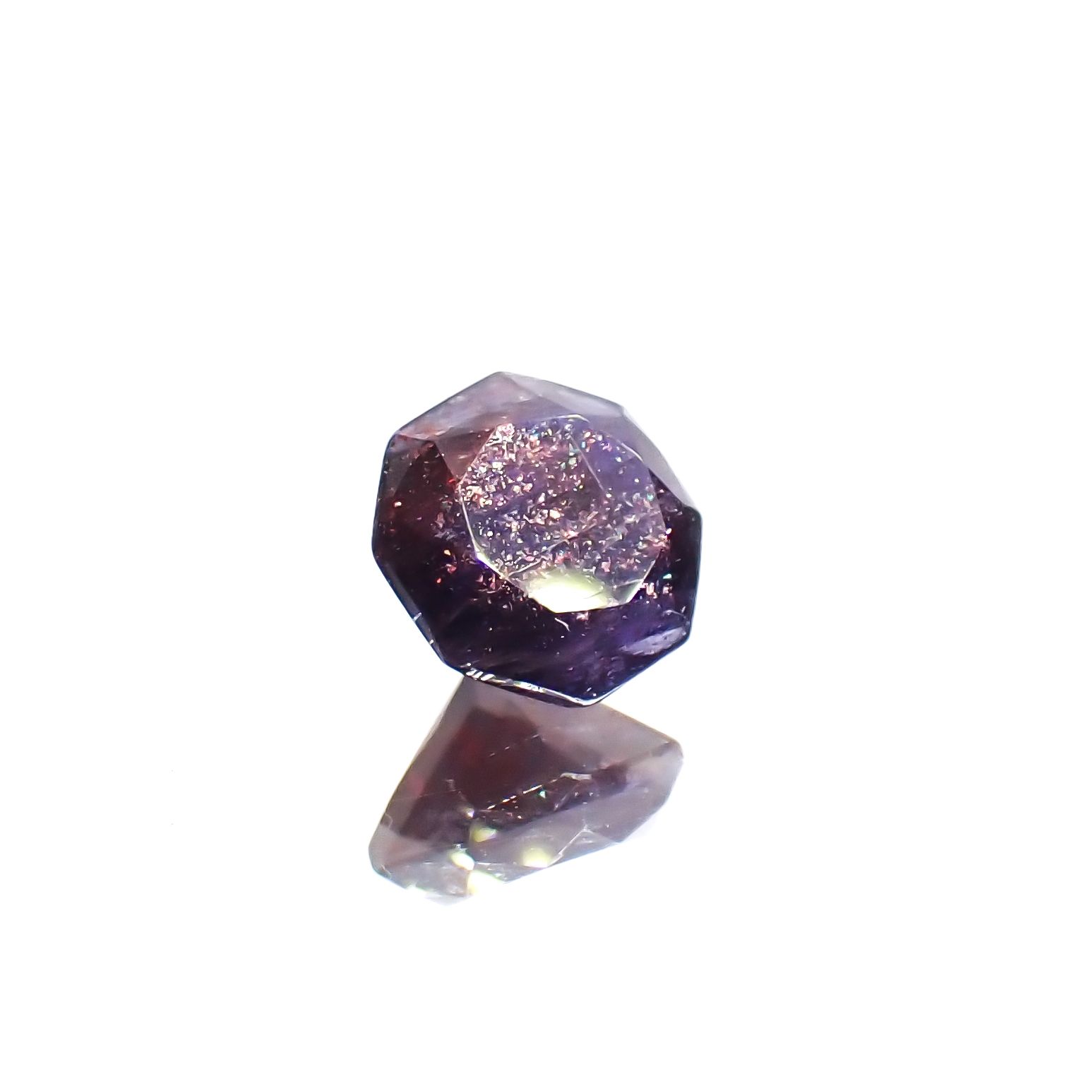 ◇オクタゴンカット◇ブラッドショットアイオライト インド産 0.49ct[230320946]5x5mm前後