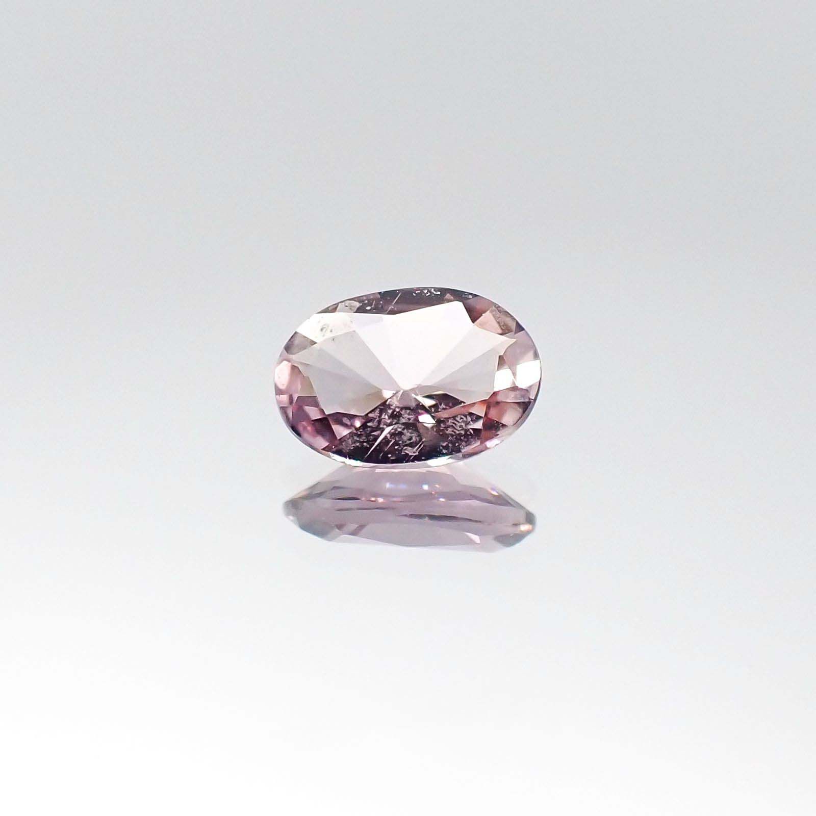マリアライト(宝石名パープル・スキャポライト)タンザニア産 0.54ct 識別済[230722924]6.9x4.7mm前後