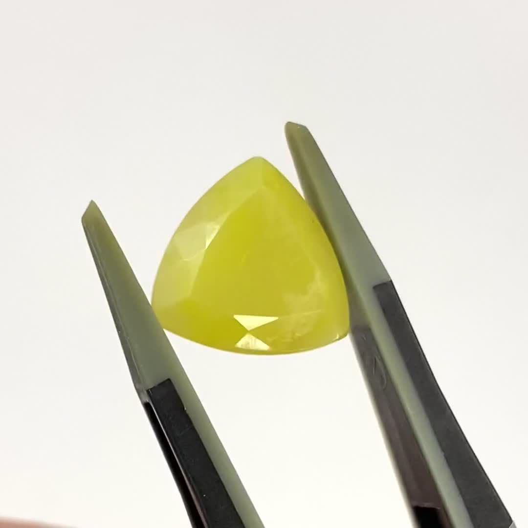 イエロースミソナイト(宝石名イエロー・スミソナイト)イタリア産 ソ付