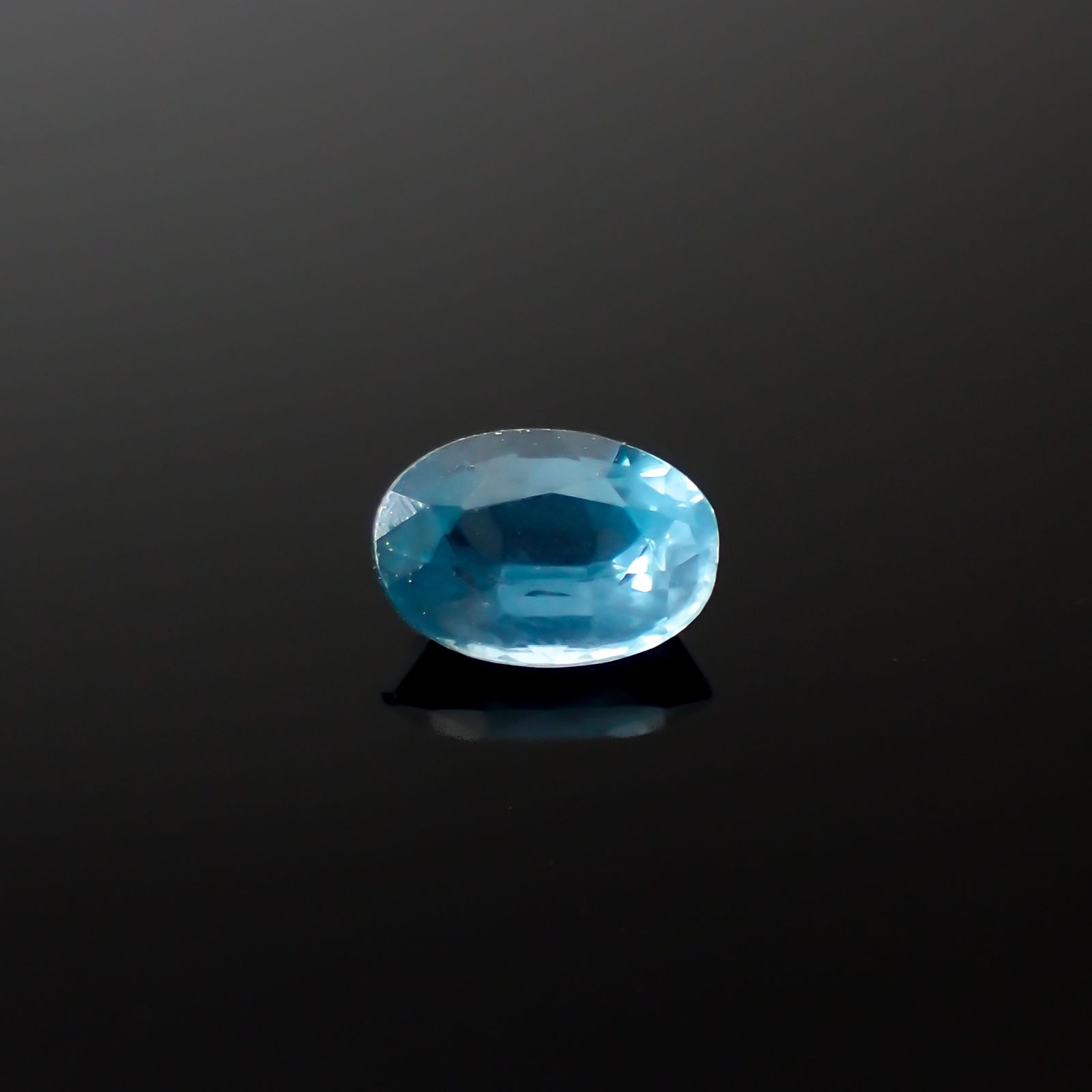 オーシャンブルーカイヤナイト(宝石名カイヤナイト)インド・オリッサ産 0.57ct 識別済[240326697]6x4.1mm前後