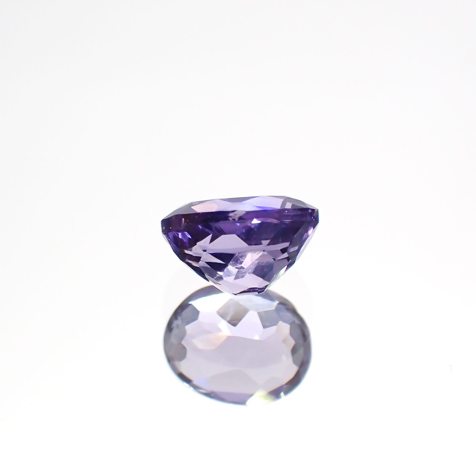 マリアライト(宝石名パープル・スキャポライト)スリランカ産 0.45ct 識別済[220114874]5.5x4.4mm前後