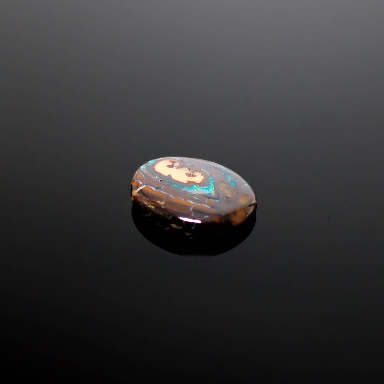 ボルダーオパール オーストラリア産 1.90ct [250330122]10.6x9.2mm前後