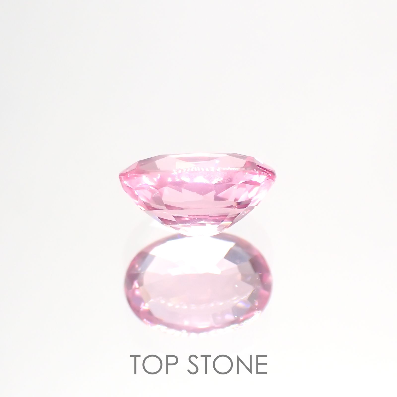 ピンクスピネル(宝石名ピンク・スピネル) タンザニア産 1.077ct ソ付(彩珠)[20106542]7×5mm前後