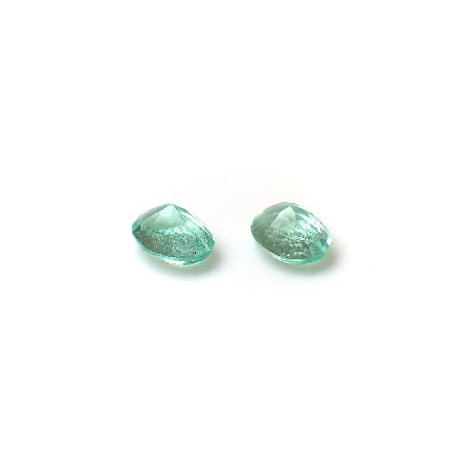 ◇ペアセット◇パステルカラーエメラルド ザンビア産 0.32ct(2pcs合計) [250430237]3.9x3mm前後