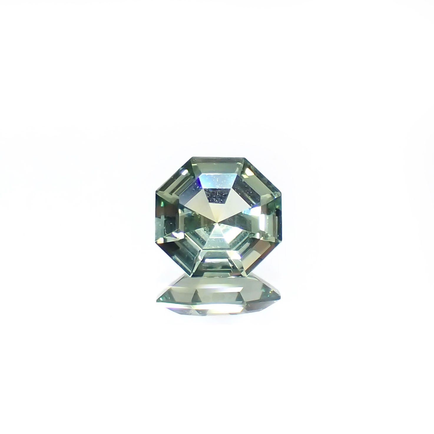 日本王者Pt900　サファイヤ　サファイア　0.59ct　ダイヤモンド0.54ct　リング　＃9　9号　プラチナカラー　きれいなブルー サファイア