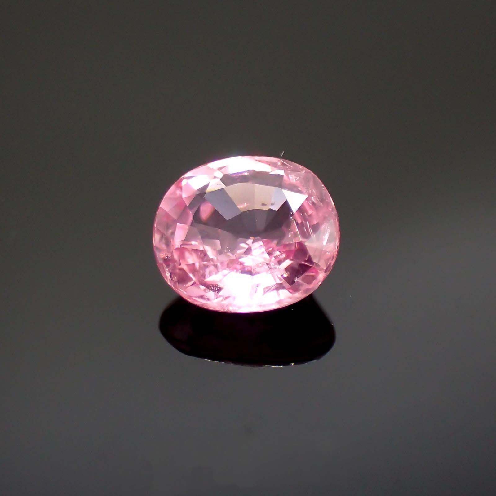 ピンクスピネル(宝石名ピンク・スピネル)タンザニア産 1.19ct 識別済[230722568]6.8x6.4mm前後