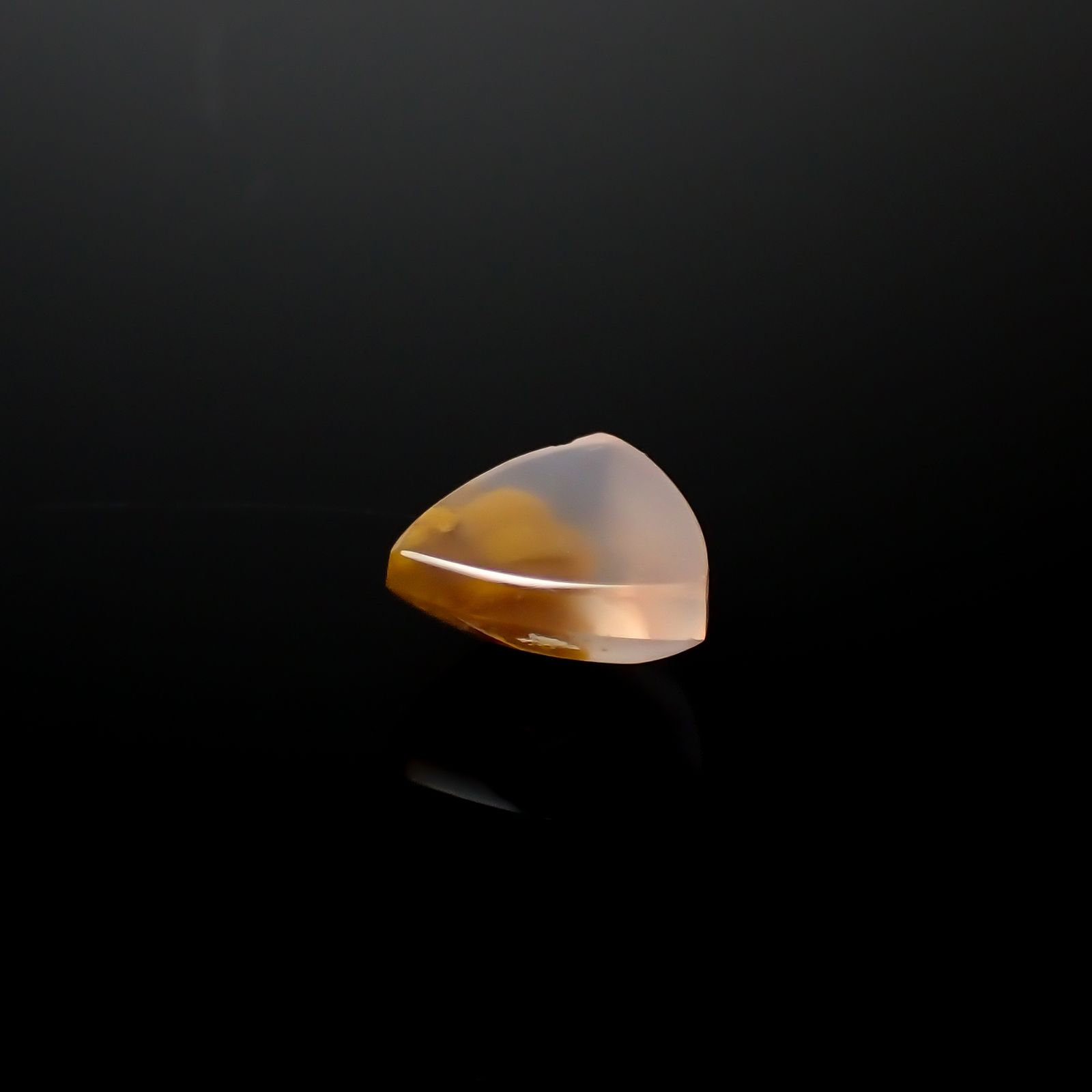 ユニークアゲート ブラジル産 5.13ct[240427210]11.7x11.7mm前後