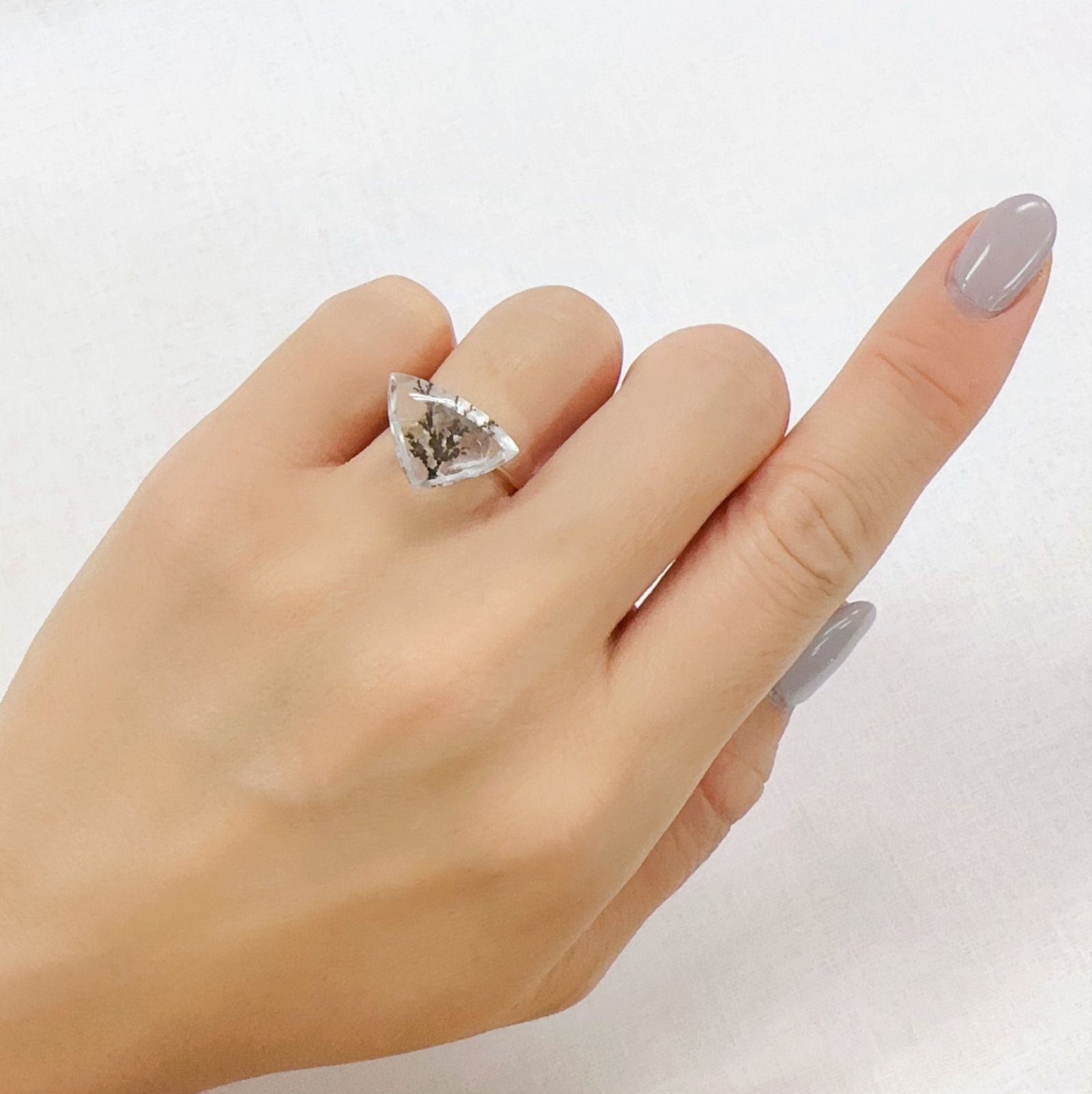 デンドリチッククォーツ ブラジル産 4.51ct[230823244]11.1x15.9mm前後