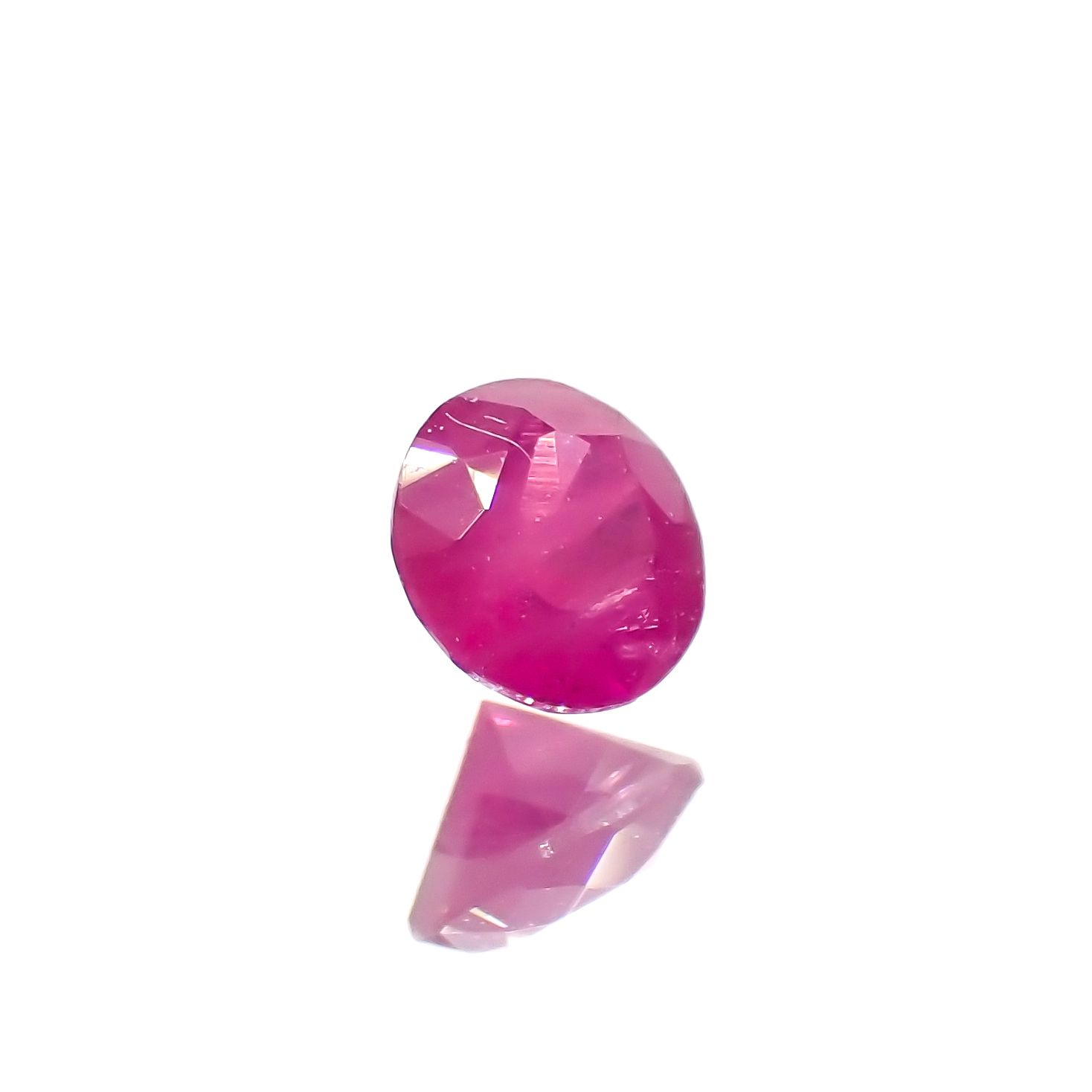 ルビー タイ/ミャンマー産 0.12ct[230321295]2.9x2.9mm前後
