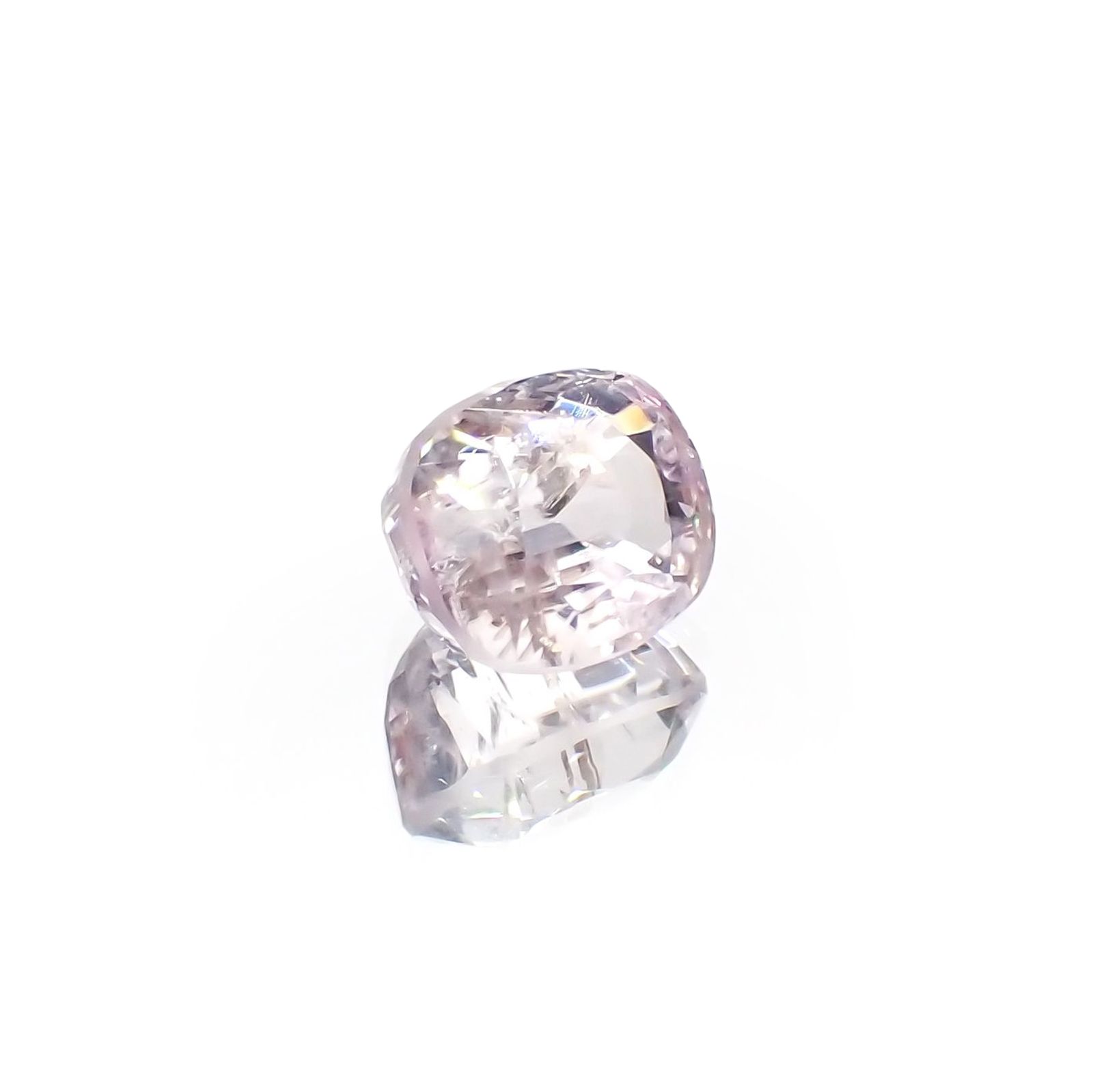 ポードレッタイト(宝石名ポードレッタイト)ビルマ産 ソ付(彩珠) 1.372ct / 6.9x6mm前後 [260722816]
