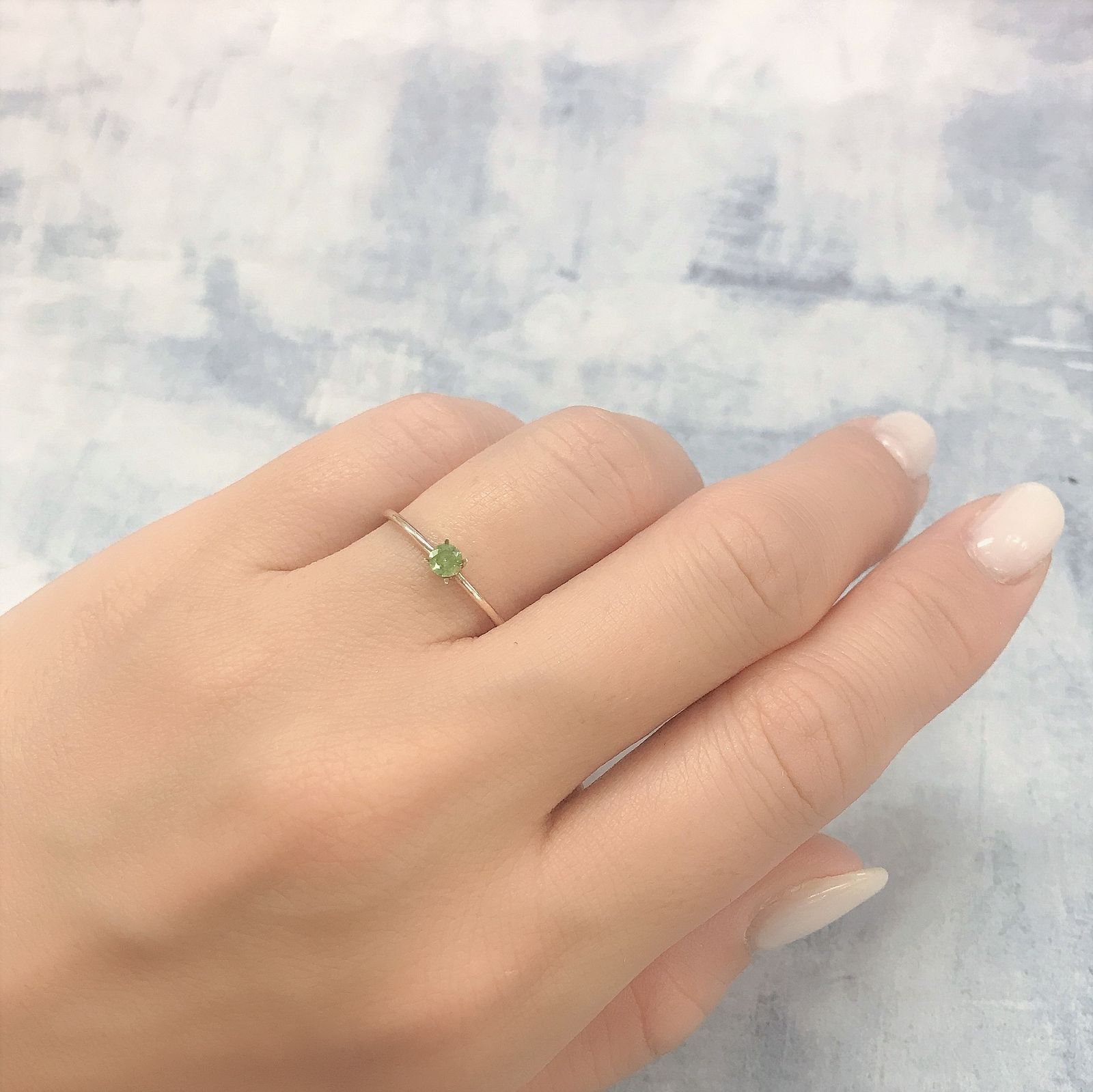 デマントイドガーネット(宝石名デマントイド・ガーネット)ロシア産 0.13ct 識別済[220616531]3.1x3.1mm前後