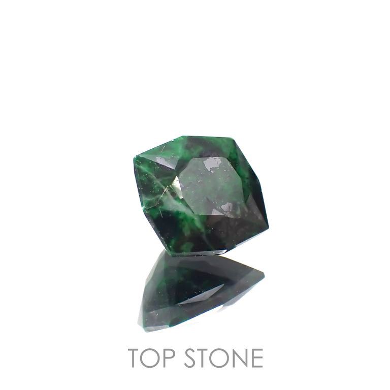 ◇カスタムカット◇モーシッシ ビルマ産 2.45ct[220717075]8.6x7.9mm前後