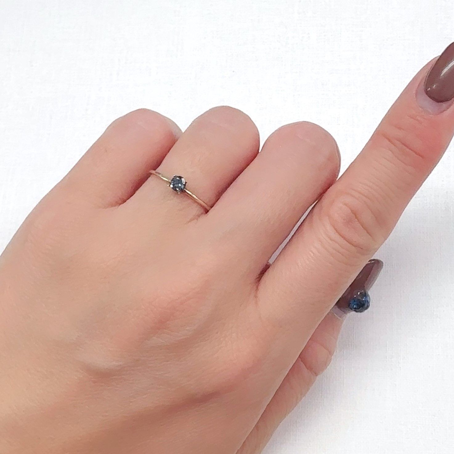 ベキリーブルーガーネット（カラーチェンジガーネット アレキタイプ） マダガスカル・ベキリー産 0.23ct[240628275]3.4x3.4mm前後