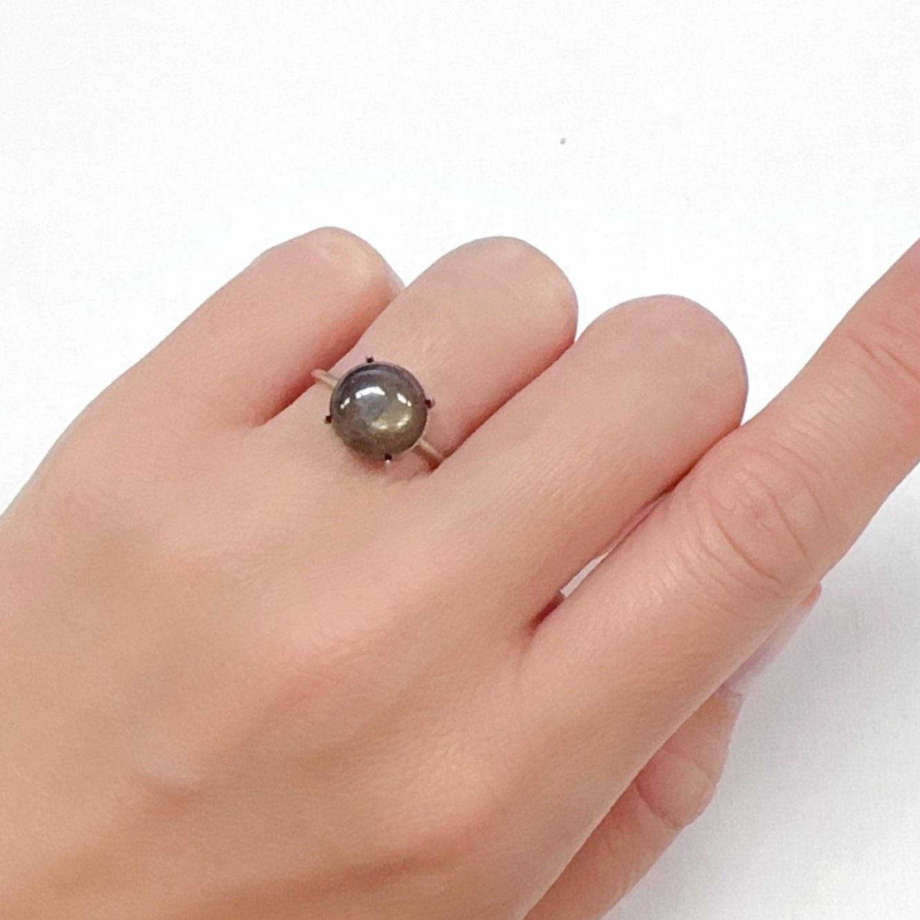 ゴールドシーンスターサファイア ケニア産 6.32ct[240527493]10x10mm前後