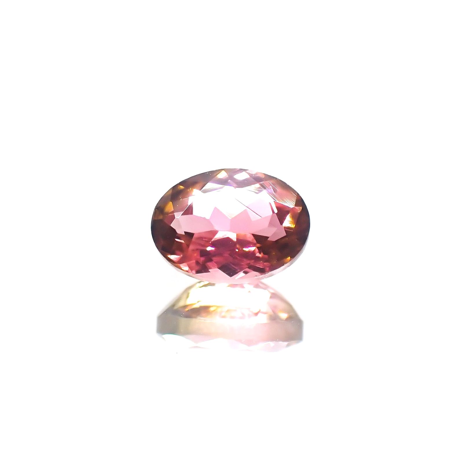 ピンクトルマリン(宝石名ピンク・トルマリン) ブラジル/アフリカ産 0.95ct 識別済[251013558]7×5.1mm前後
