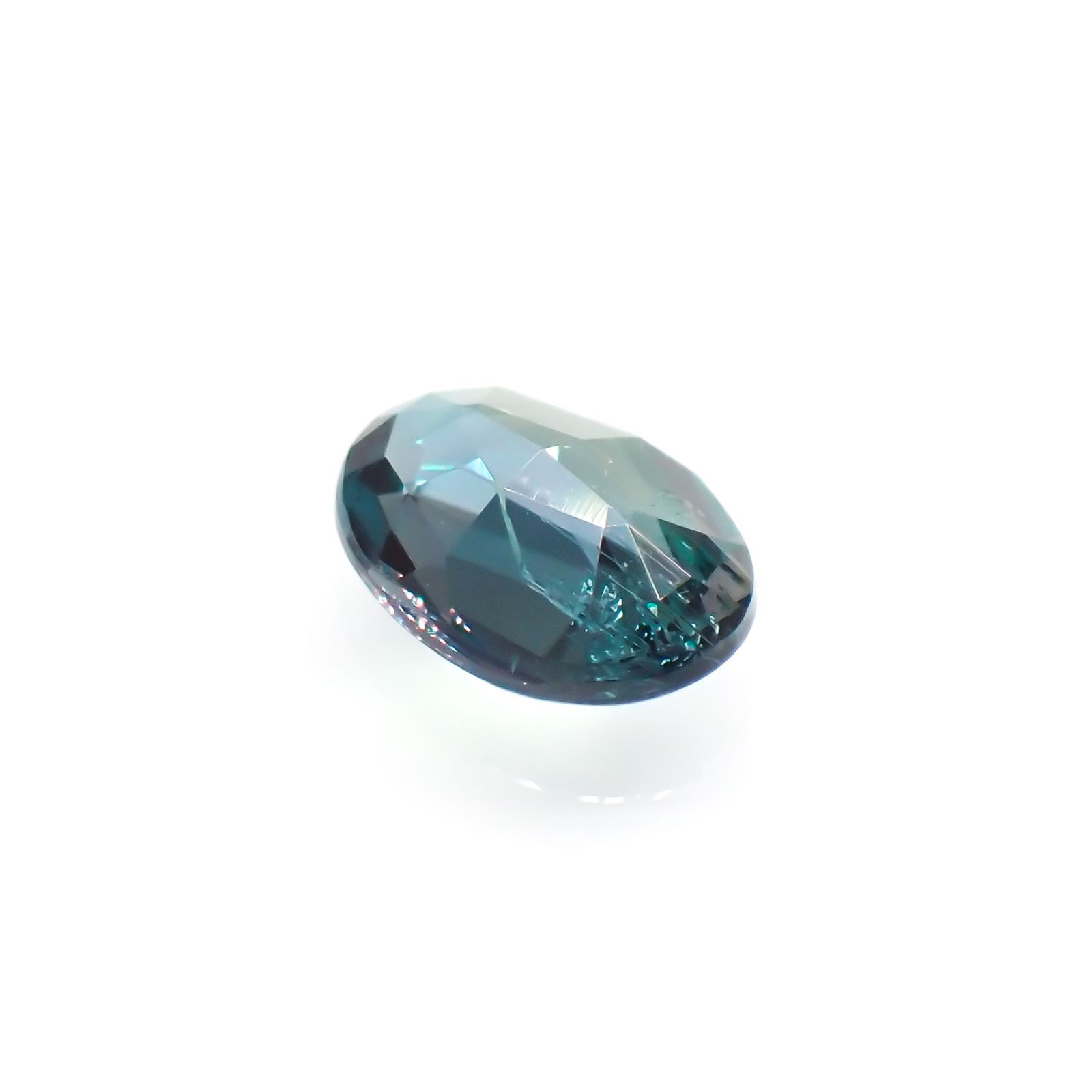 アレキサンドライト(宝石名アレキサンドライト)ブラジル産/EmeraldMains社製 0.154ct ソ付(彩珠)[220113818]3.9x2.8mm前後