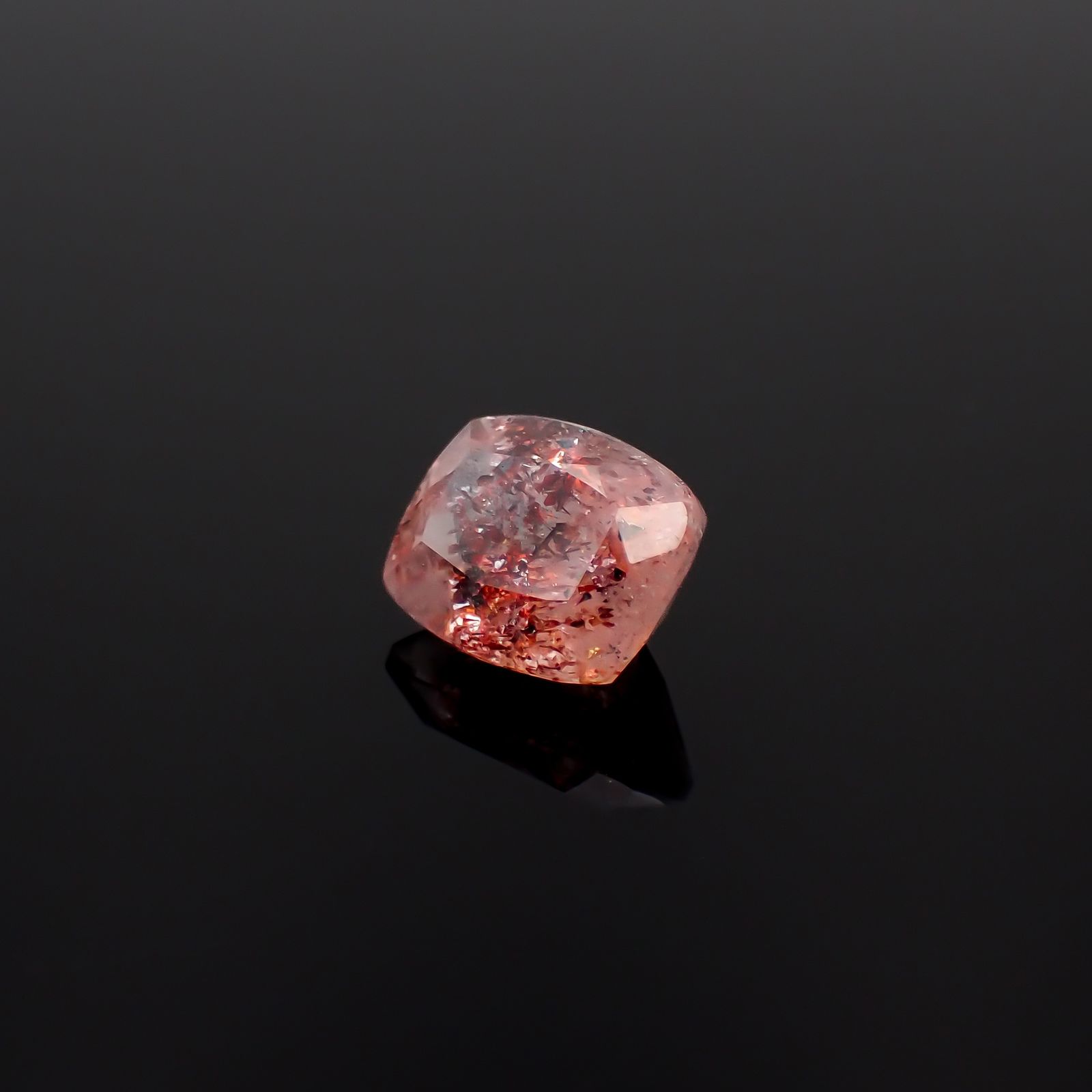 ファイヤークォーツ ナイジェリア産 3.46ct[240326727]10.5x8.5mm前後