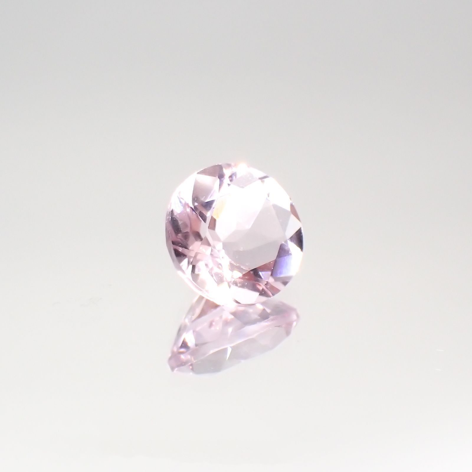 ピンクフローライト(宝石名フルオライト)ブラジル産 4.13ct 識別済[220115131]10x10mm前後