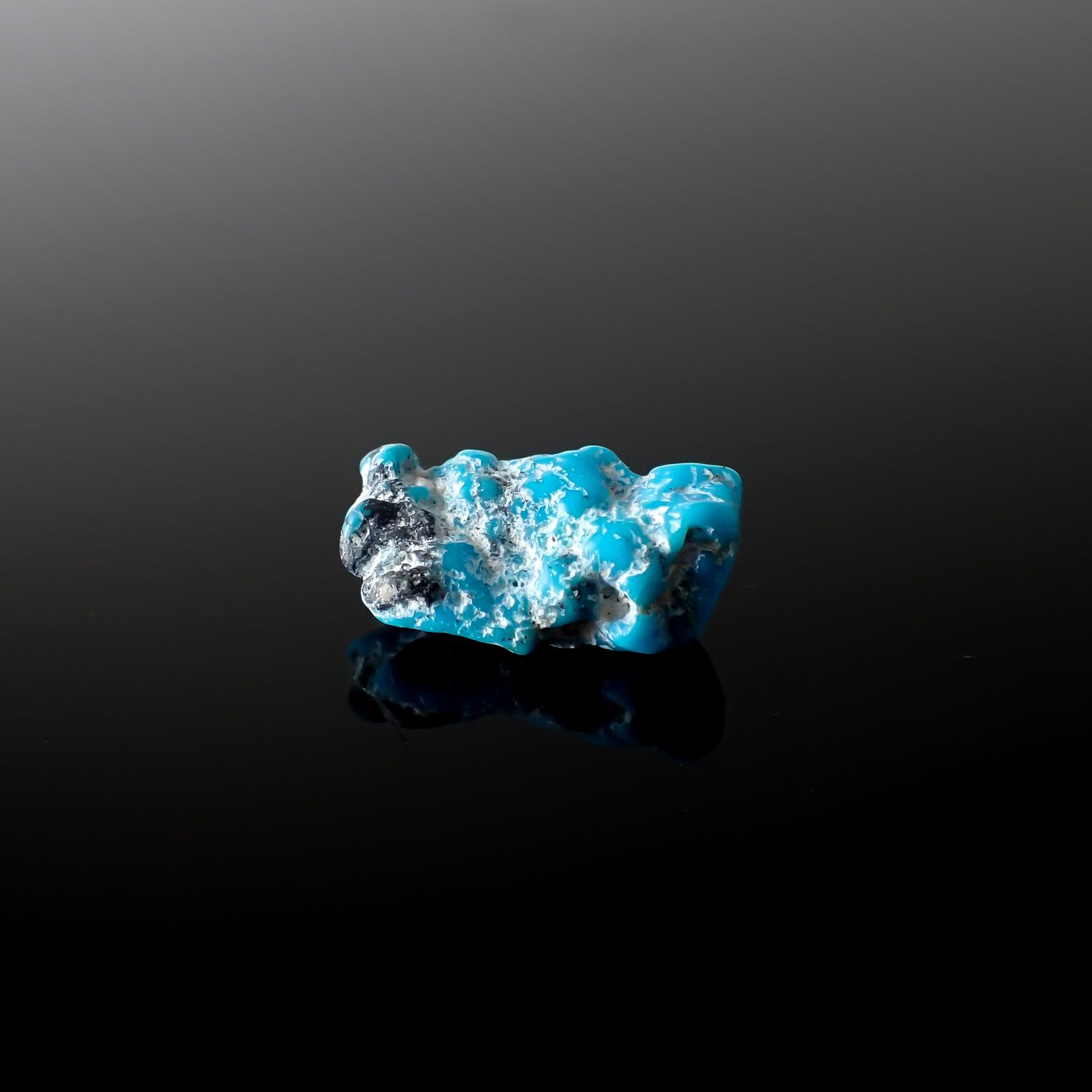 ターコイズ 原石 アメリカ・アリゾナ州キングマン産 11.04ct[240226376]20.7x12mm前後