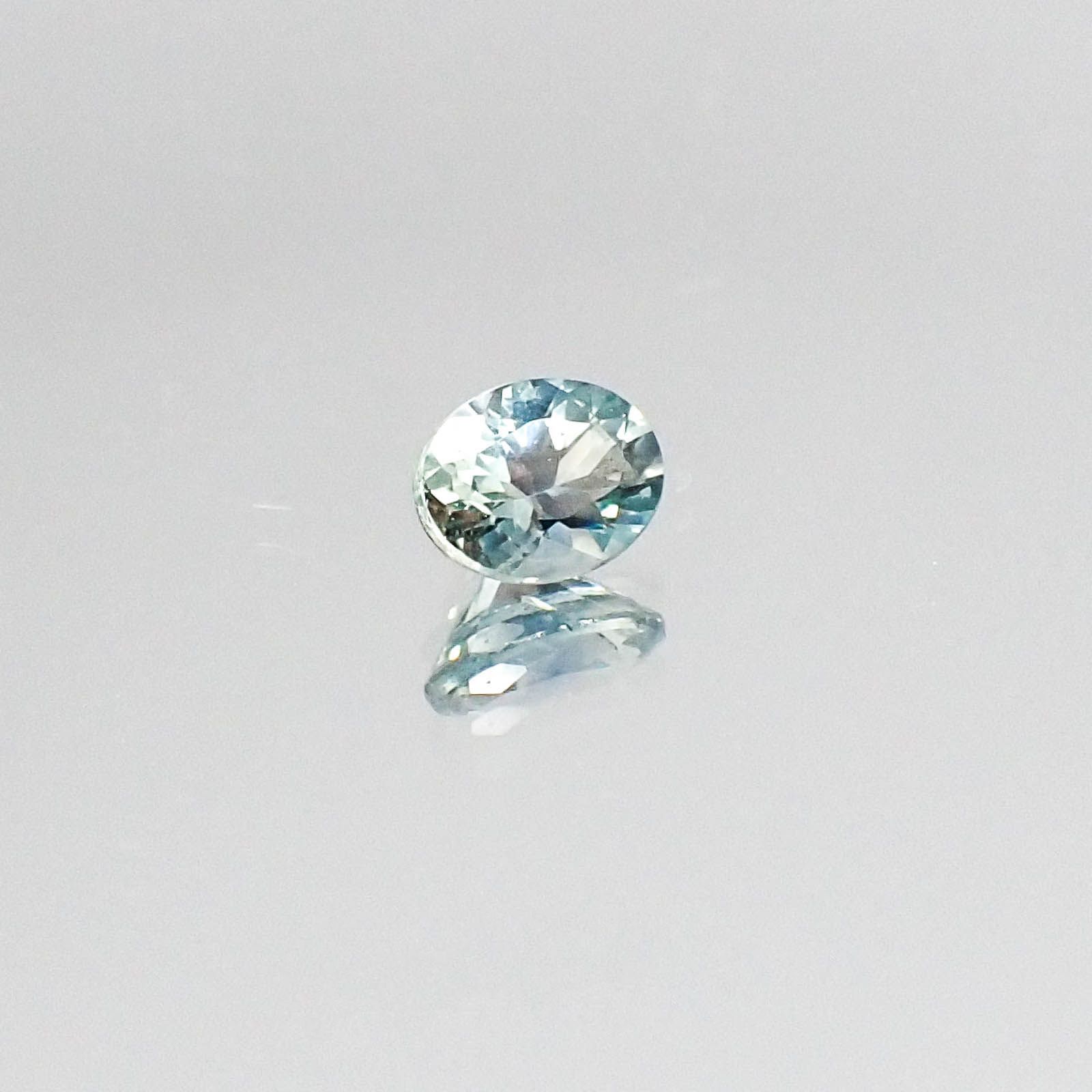 モンタナサファイア アメリカ産 ルース 0.40ct[20073895]4.9×3.8mm前後