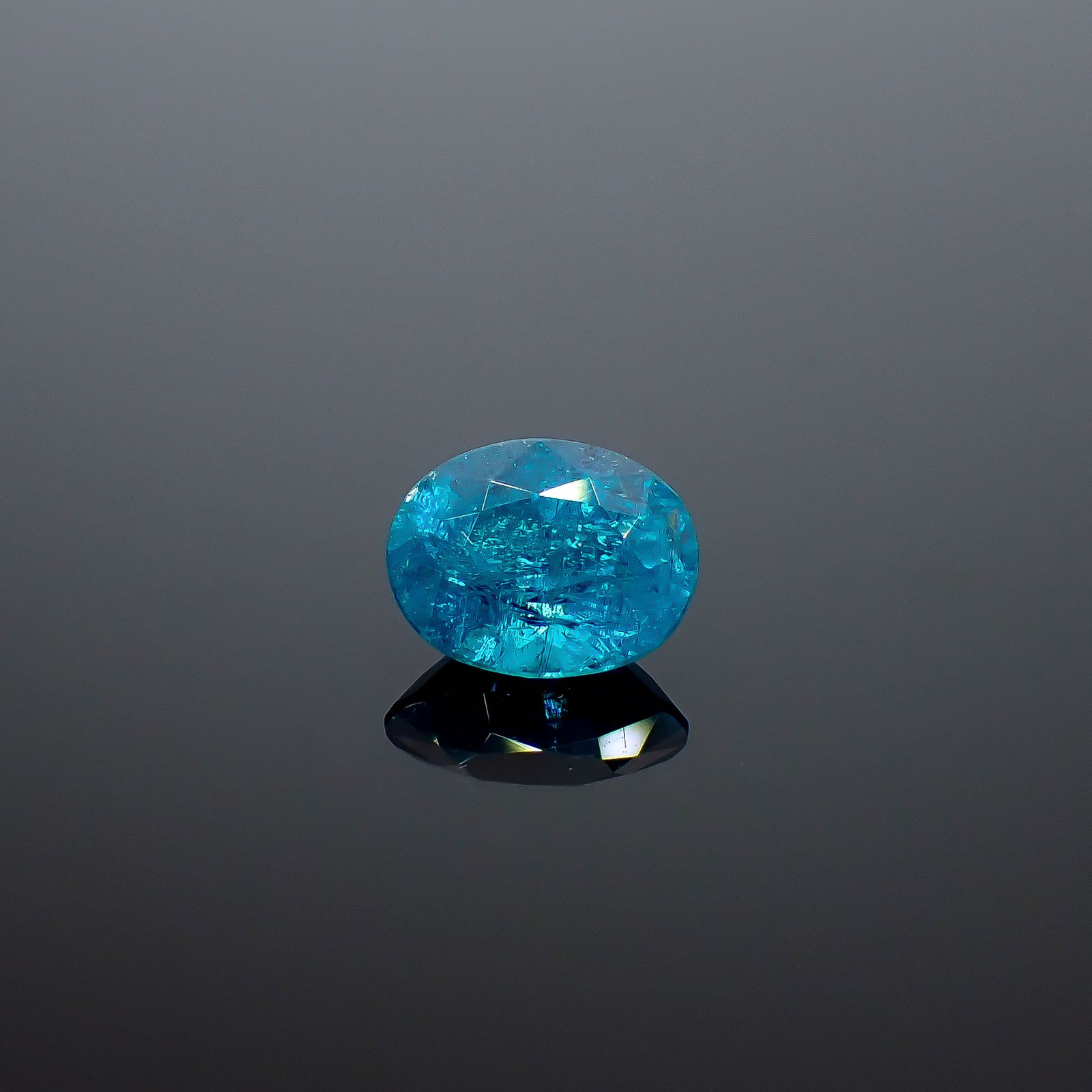 パライバトルマリン(宝石名トルマリン/別名パライバ・トルマリン)エチオピア産 GIA鑑付 1.24ct / 7.85x6.19mm前後 [260933198]