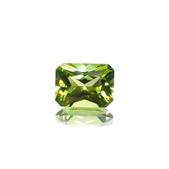 ペリドット 中国産 1.56ct[230622292]7.9x5.9mm前後