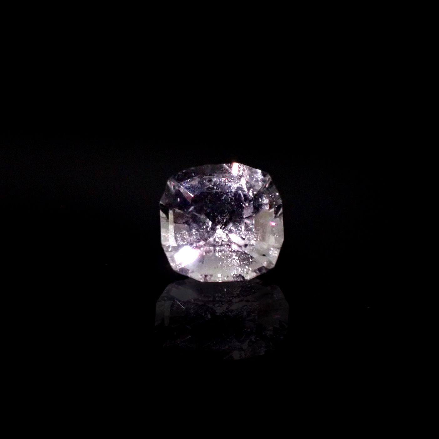 ◇カスタムカット◇ティンカーベルクォーツ ブラジル産 0.54ct[240628179]5.1x4.9mm前後