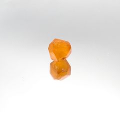 スペサルティンガーネット マンダリンオレンジカラー 原石(宝石名ガーネット)タンザニア産 5.10ct 識別済[230823125]9.3x8.4mm前後