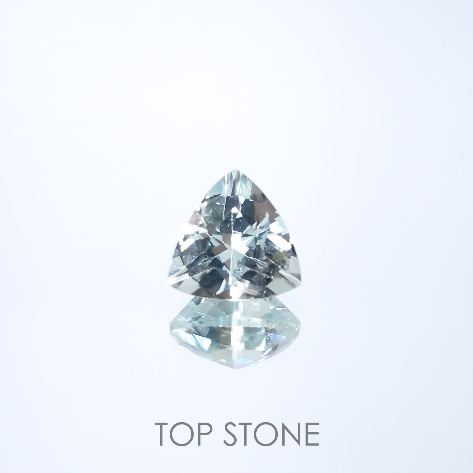 モンテブラサイト(宝石名モンテブラサイト)マダガスカル産 1.15ct 識別済[220817426]6.9x7mm前後