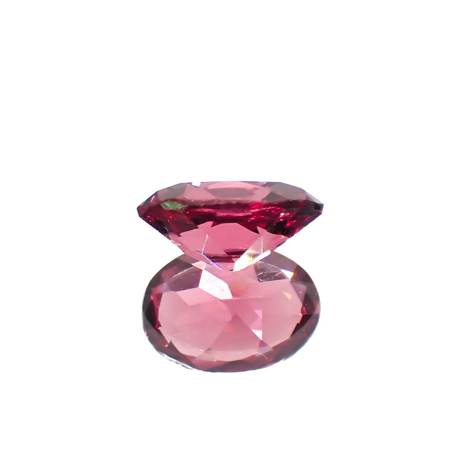 ロードライトガーネット(宝石名ロードライト・ガーネット)ブラジル産 0.92ct 識別済[221219568]7x5.1mm前後