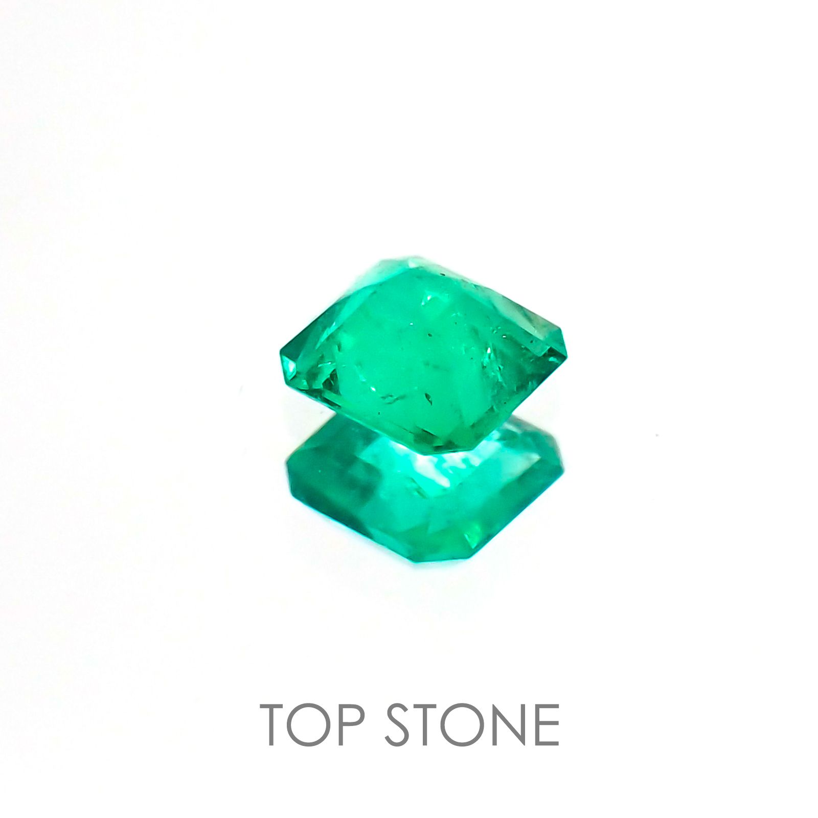 エメラルド コロンビア産 ルース 0.12ct[20118359]3.2×3mm前後