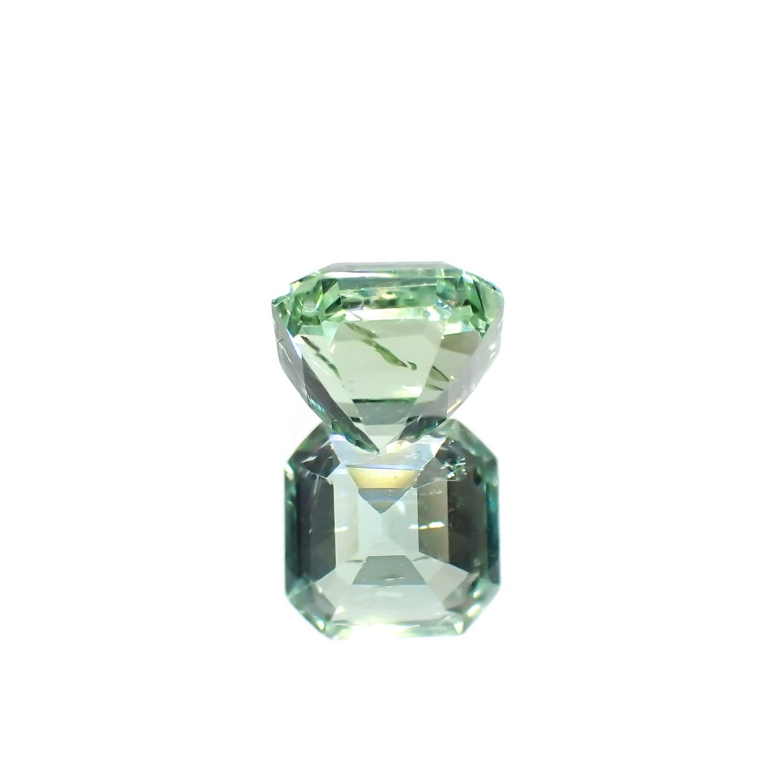 ブルーグリーントルマリン(宝石名トルマリン)アフガニスタン産 識別済 0.78ct / 5.2x5.2mm前後 [221018342]
